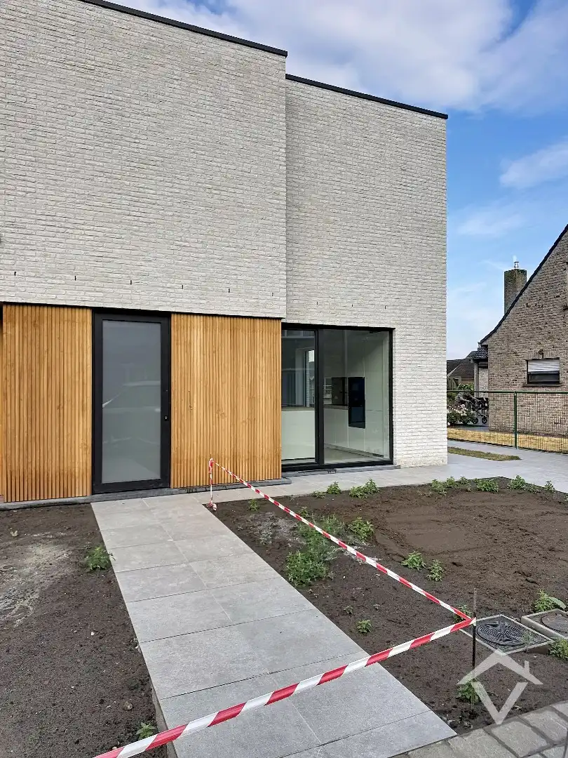 Nieuwbouwwoning met 3 slaapkamers in centrum Koekelare  foto 17
