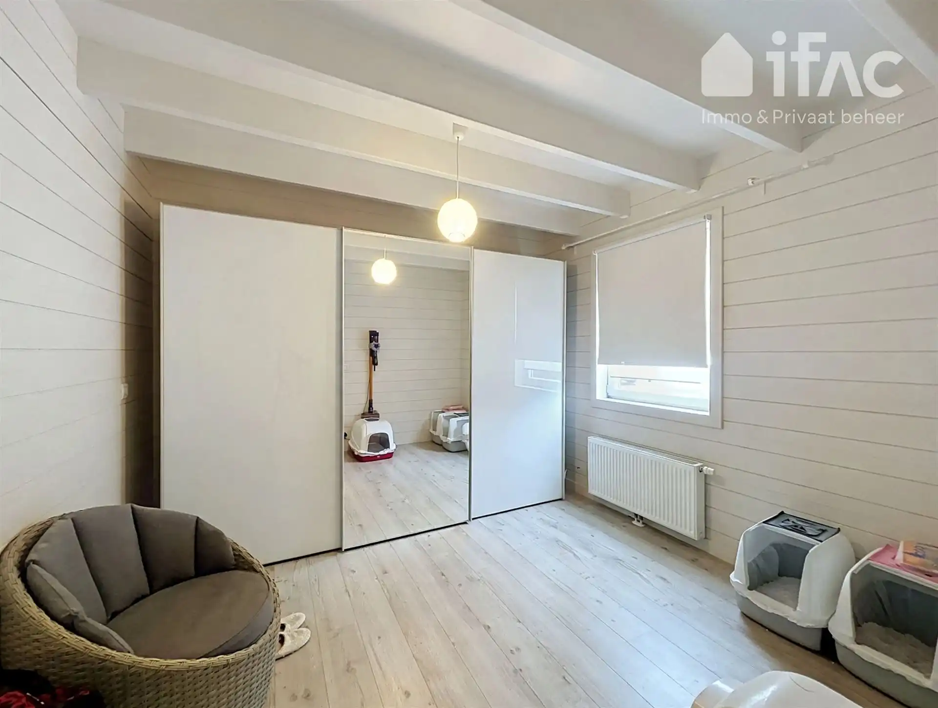 Gelijkvloers duplex-appartement met tuin en terras foto 9