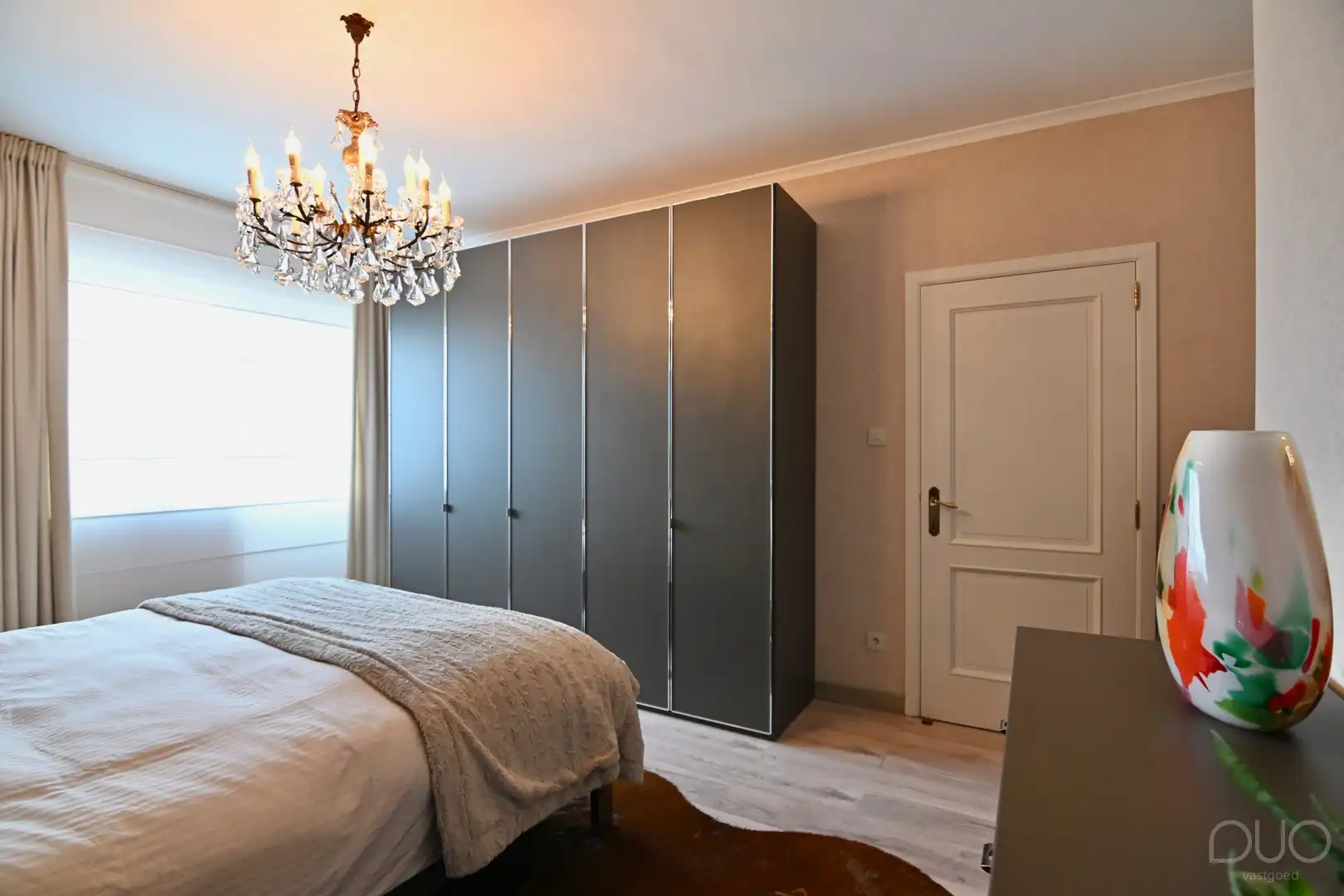 Ruim en luxueus afgewerkt 3-slaapkamerappartement (155 m²) met privé-inkom, kelder en garage in Heers foto 19