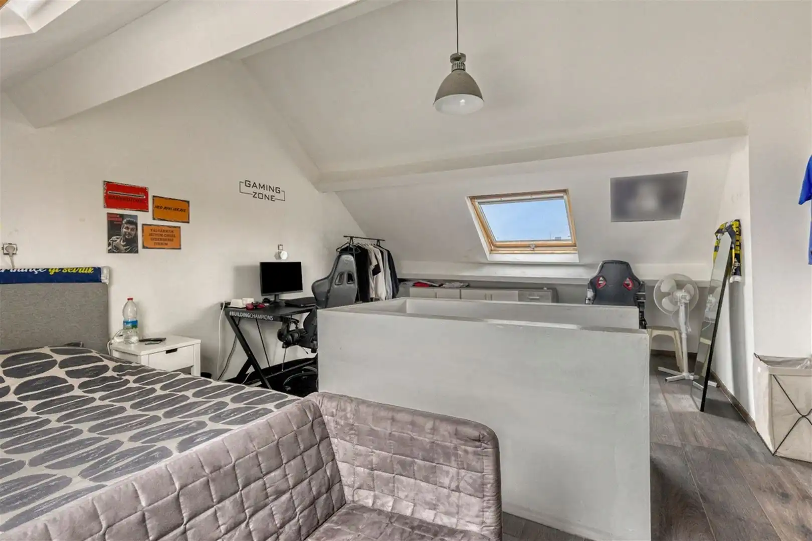 Instapklare rijwoning op 230 m² met 3 slaapkamers, 2 badkamers en grote garage. foto 16