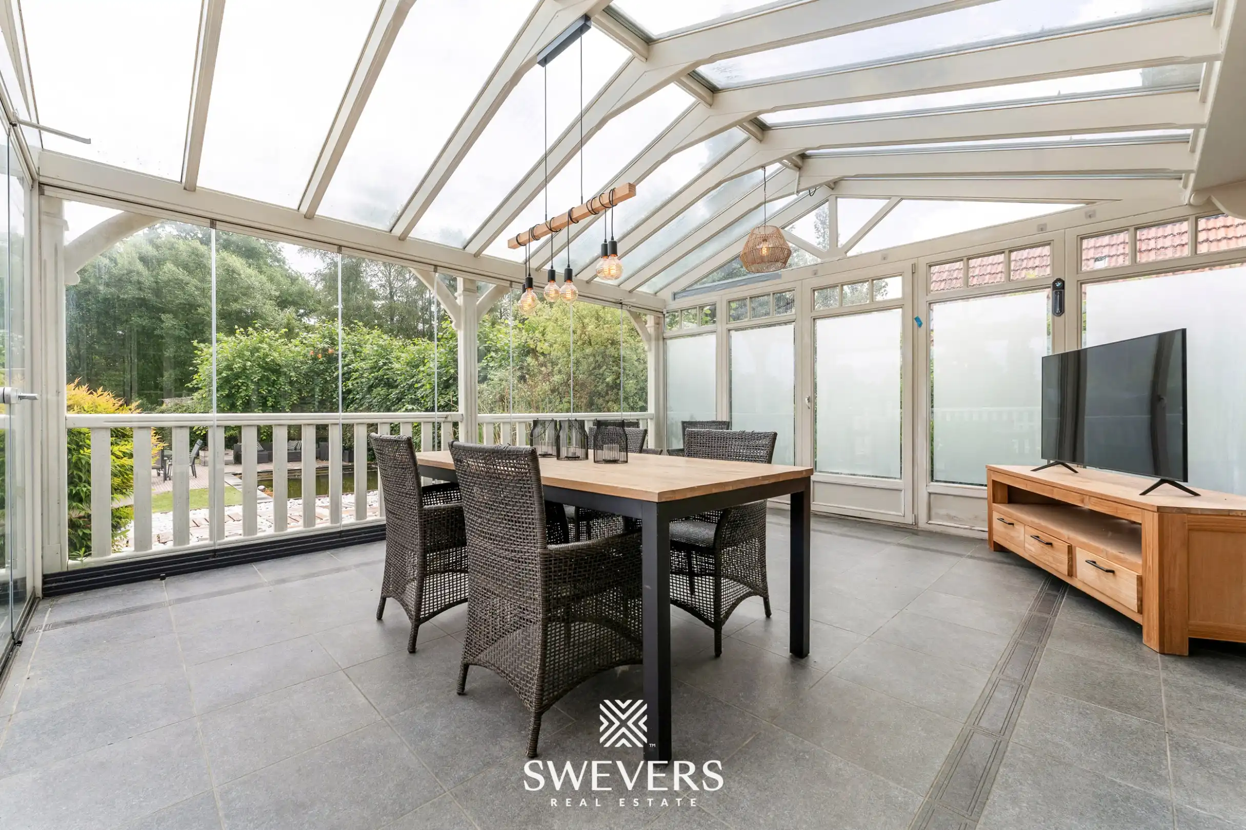 Luxueuze villa op zonrijk perceel (15a 35ca) te Beringen foto 13