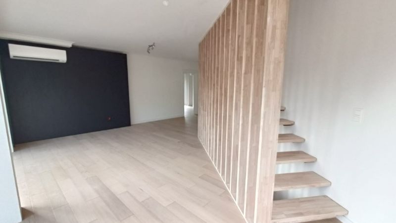 Instapklare bel-etagewoning met terras, garage en kwaliteitsvol afgewerkt foto 5