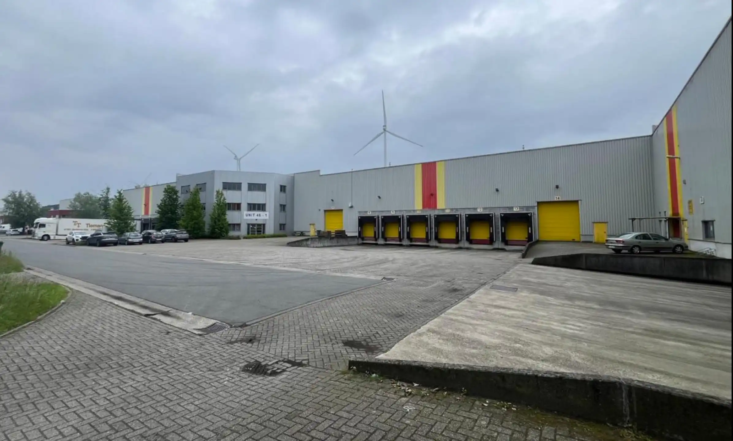 Bedrijfsvastgoed te huur Riyadhstraat 23 - 2220 Meer