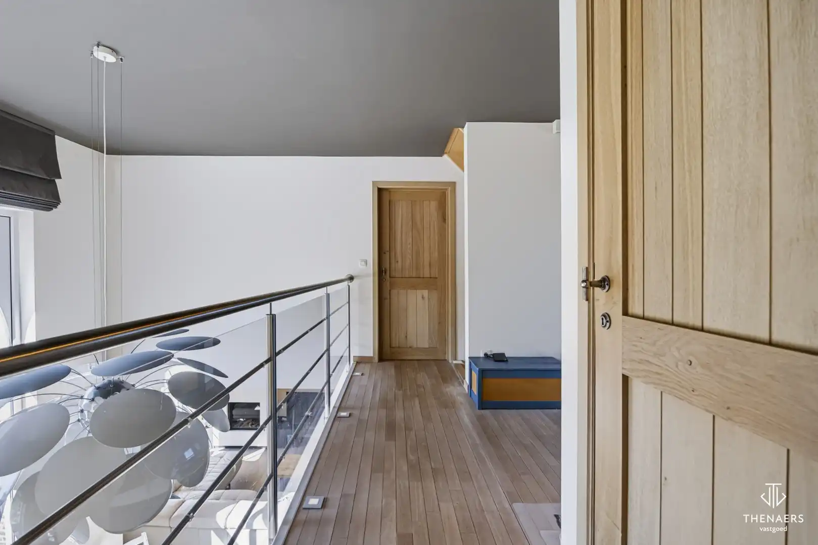 Ruime en karaktervolle woning met 4 slaapkamers, 2 badkamers en prachtige tuin – optioneel met achterliggende weide. foto 24