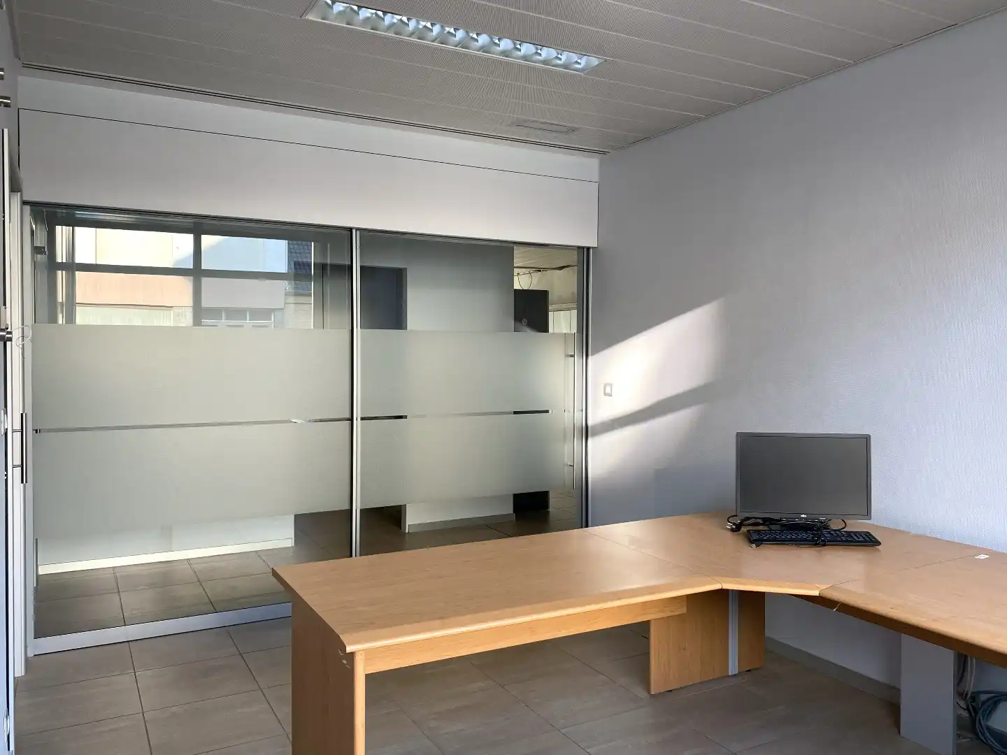 KANTOORRUIMTE - 160 M² - CENTRUM PITTEM foto 9