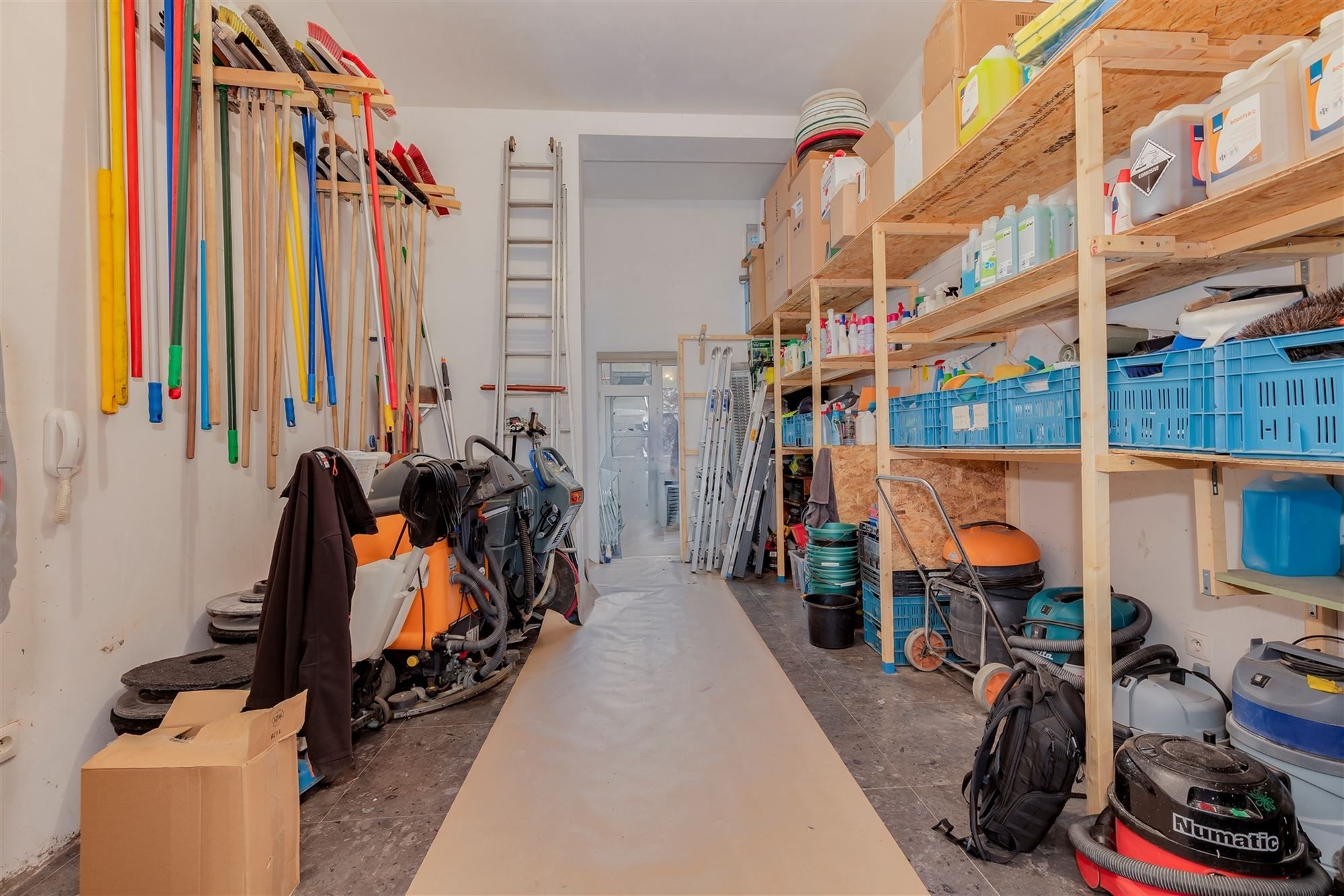 Huis ingedeeld in 6 verhuurde units - 8,8% netto rendement foto 27