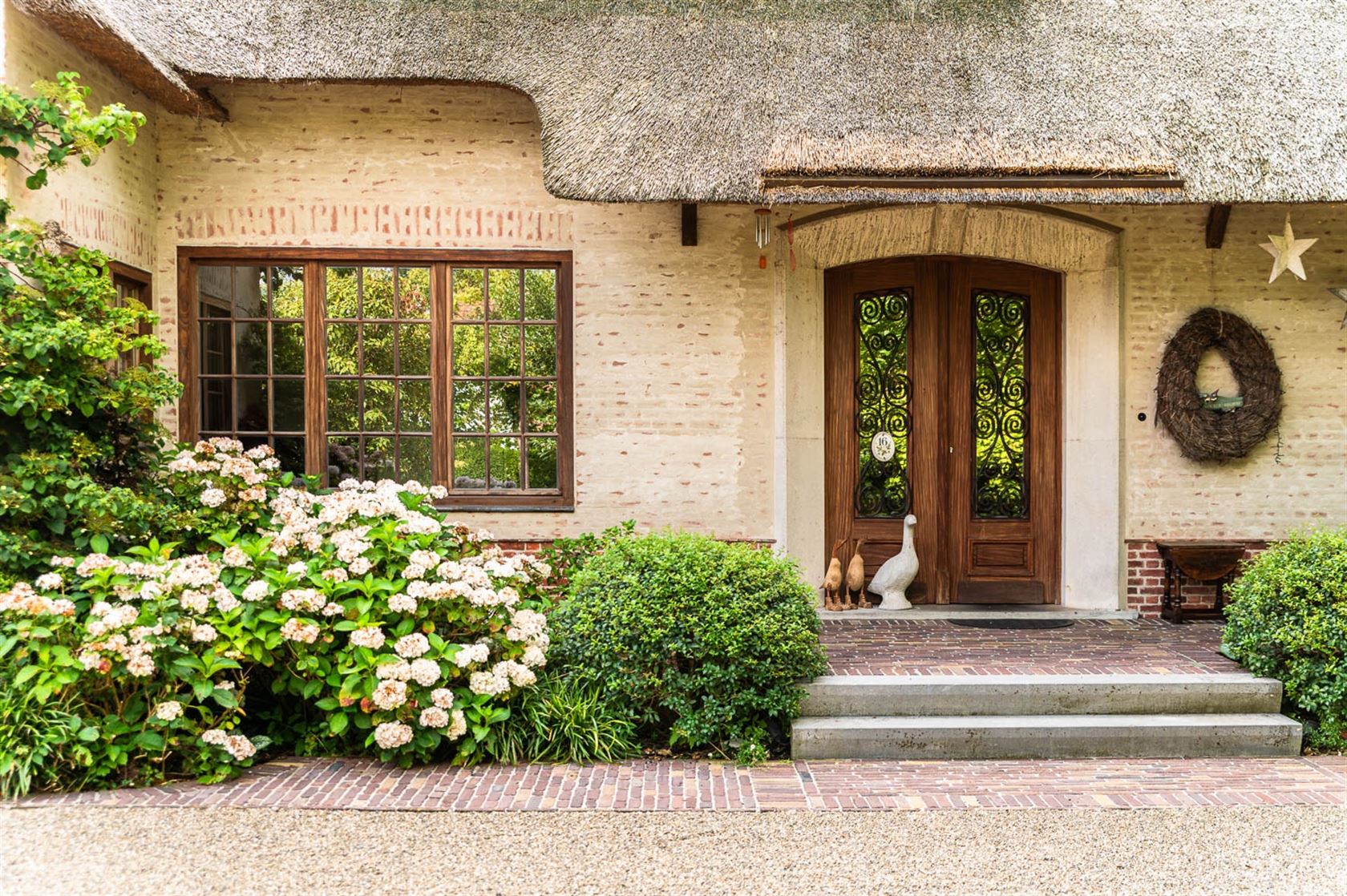 Bijzondere villa in het prachtige Deurle foto 31