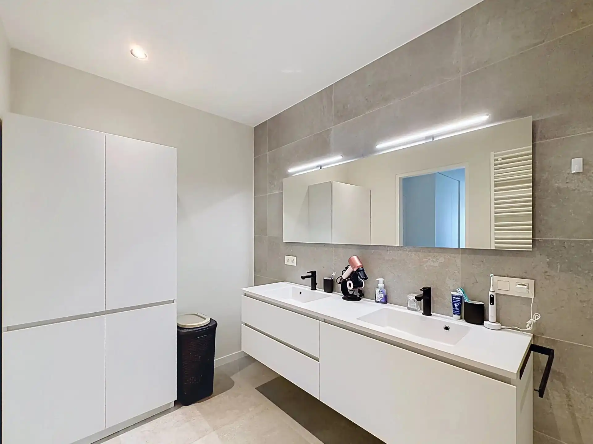 LUXUEUS APPARTEMENT OP DE BOVENSTE VERDIEPING IN HARTJE LOMMEL foto 22