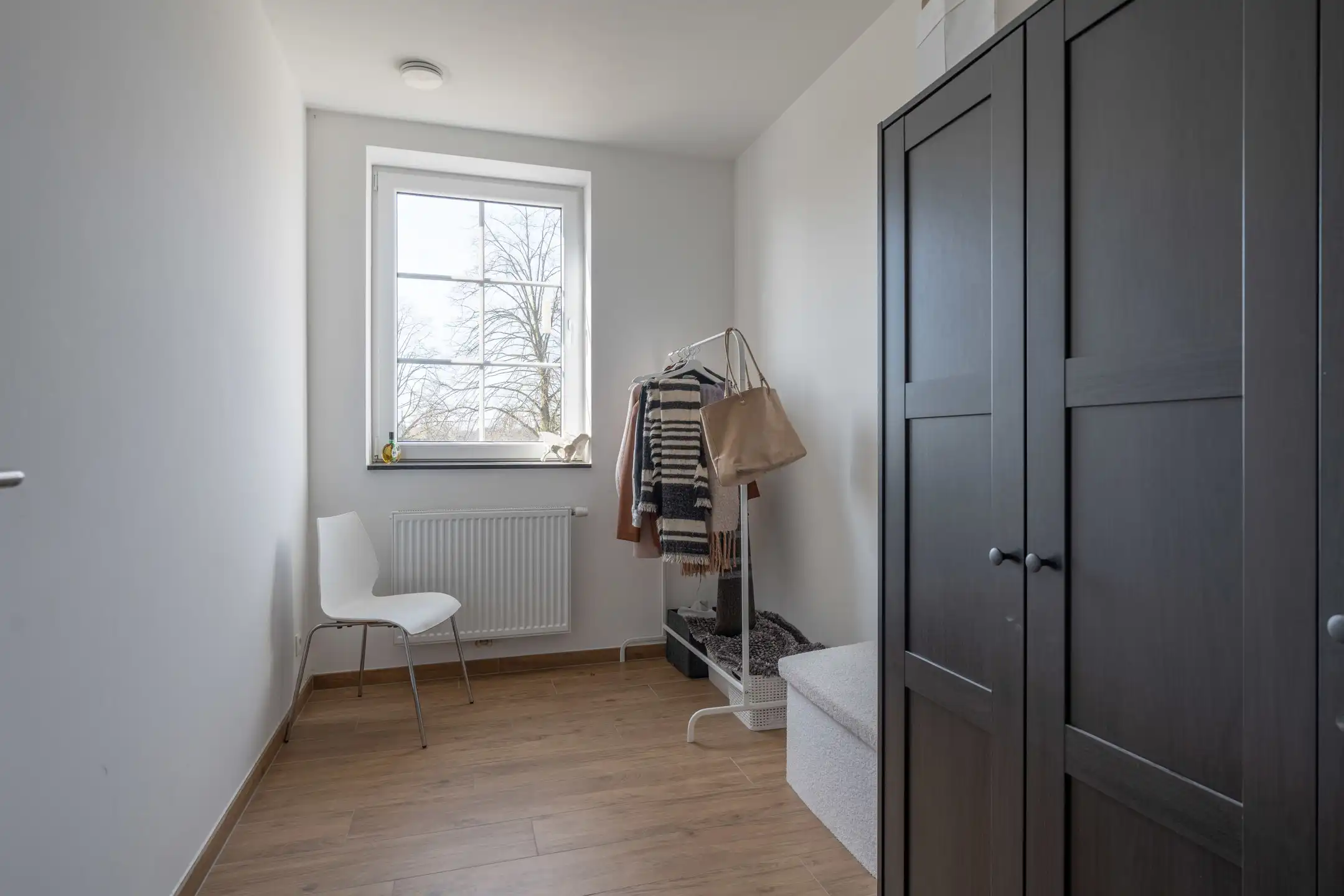 Modern 2-slaapkamer appartement met terras en staanplaats. foto 15