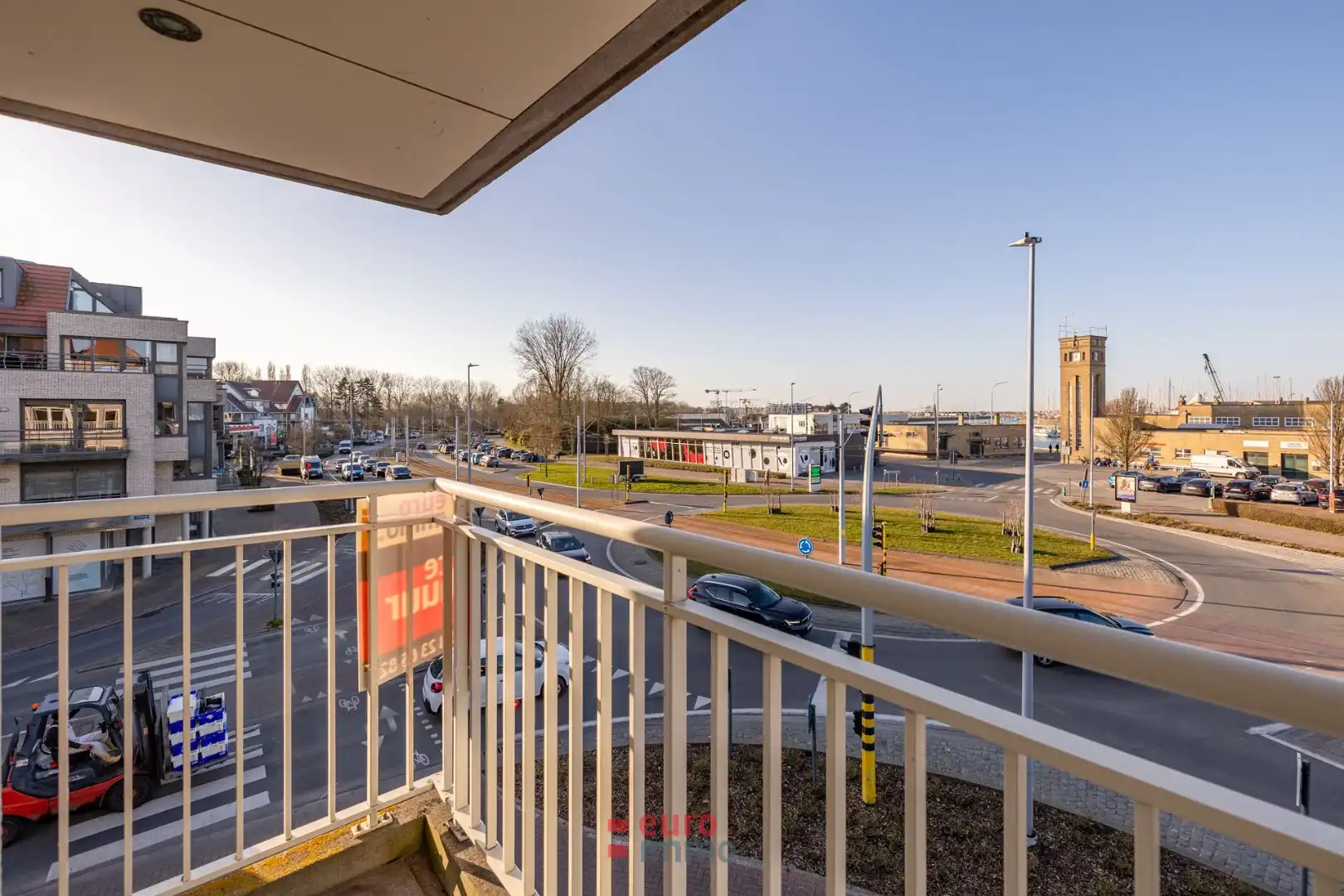 Lichtrijk hoekappartement op topligging aan de kaai in Nieuwpoort-Stad! foto 4