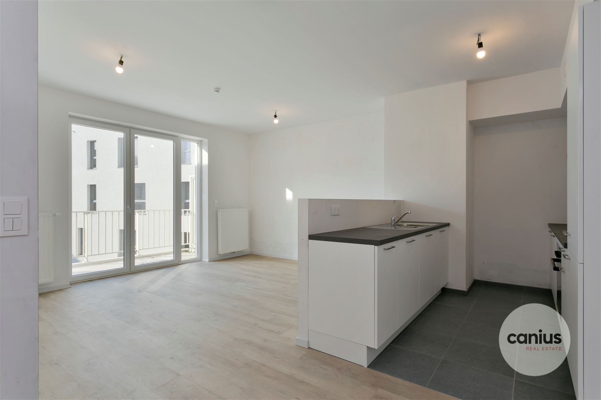 PRACHTIG APPARTEMENT MET TWEE SLAAPKAMERS foto 1