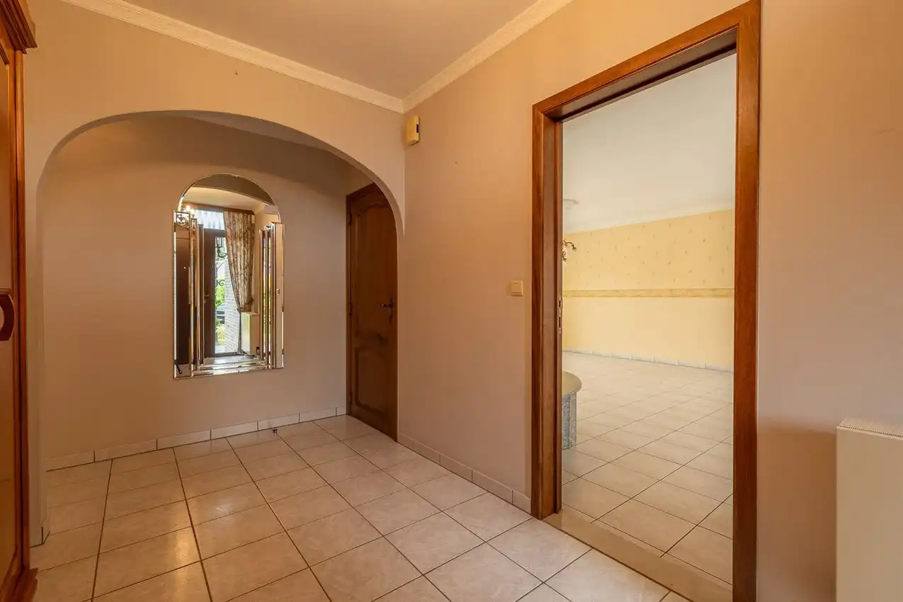 Landelijke villa op 1 hectare in Assent foto 9