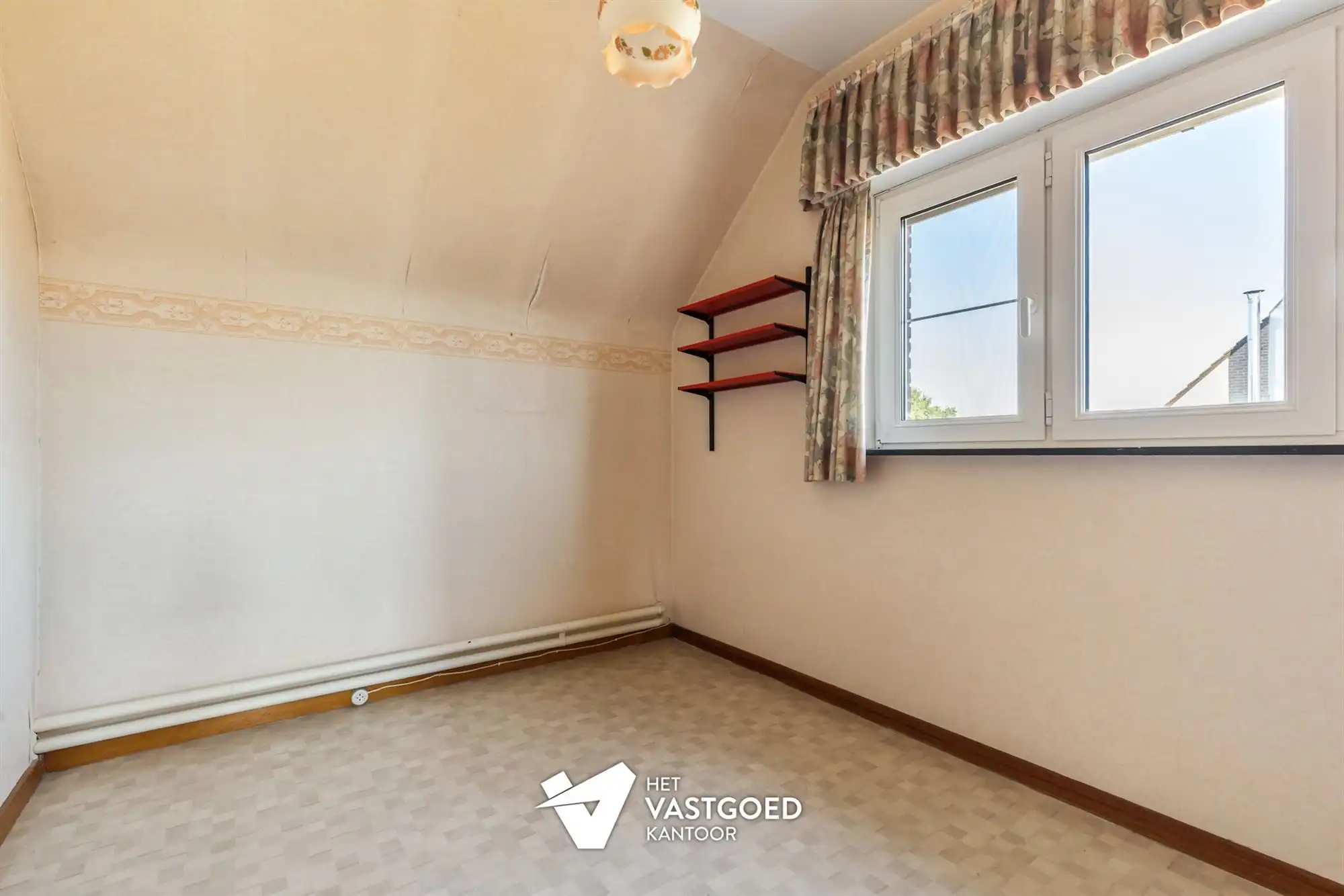 WONING MET POTENTIEEL (155M²) MET 3 SLAAPKAMERS EN GARAGE OP EEN PERCEEL VAN 12 ARE TE TESSENDERLO foto 17