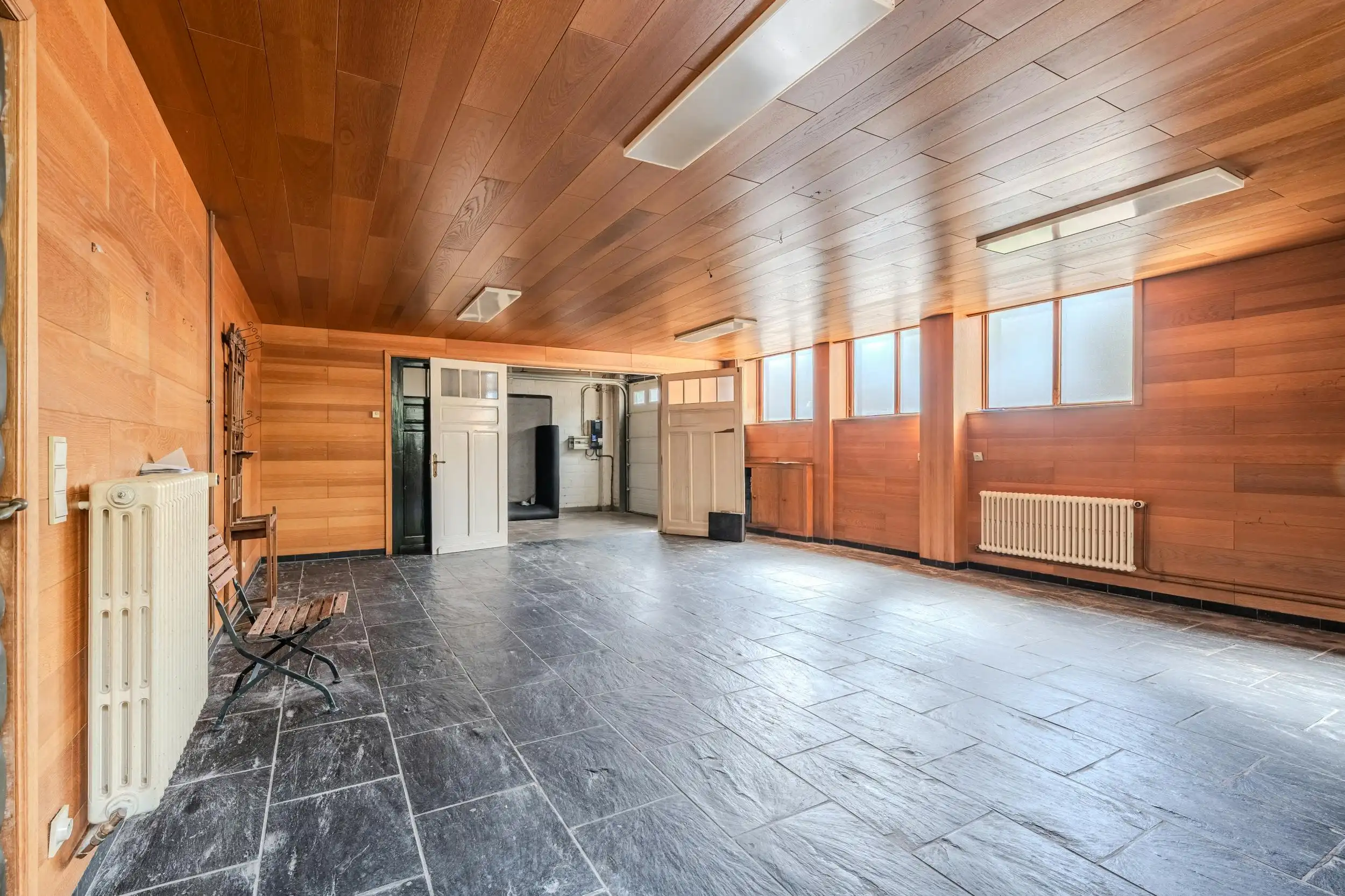 Hoekhuis met veel potentieel te koop te Mariakerke foto 25