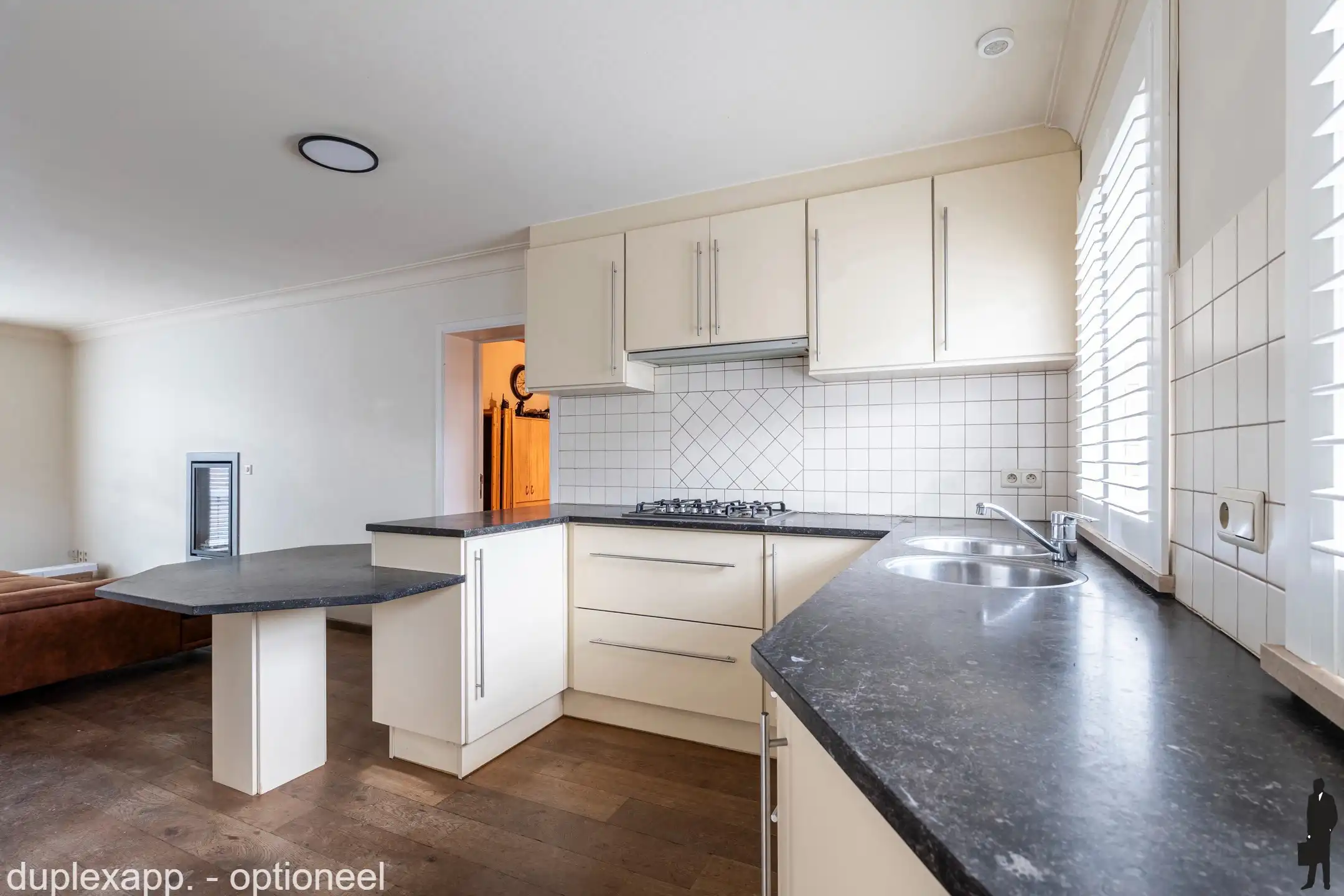 'De Waterkant' - taverne met conciërgewoning op toplocatie foto 24
