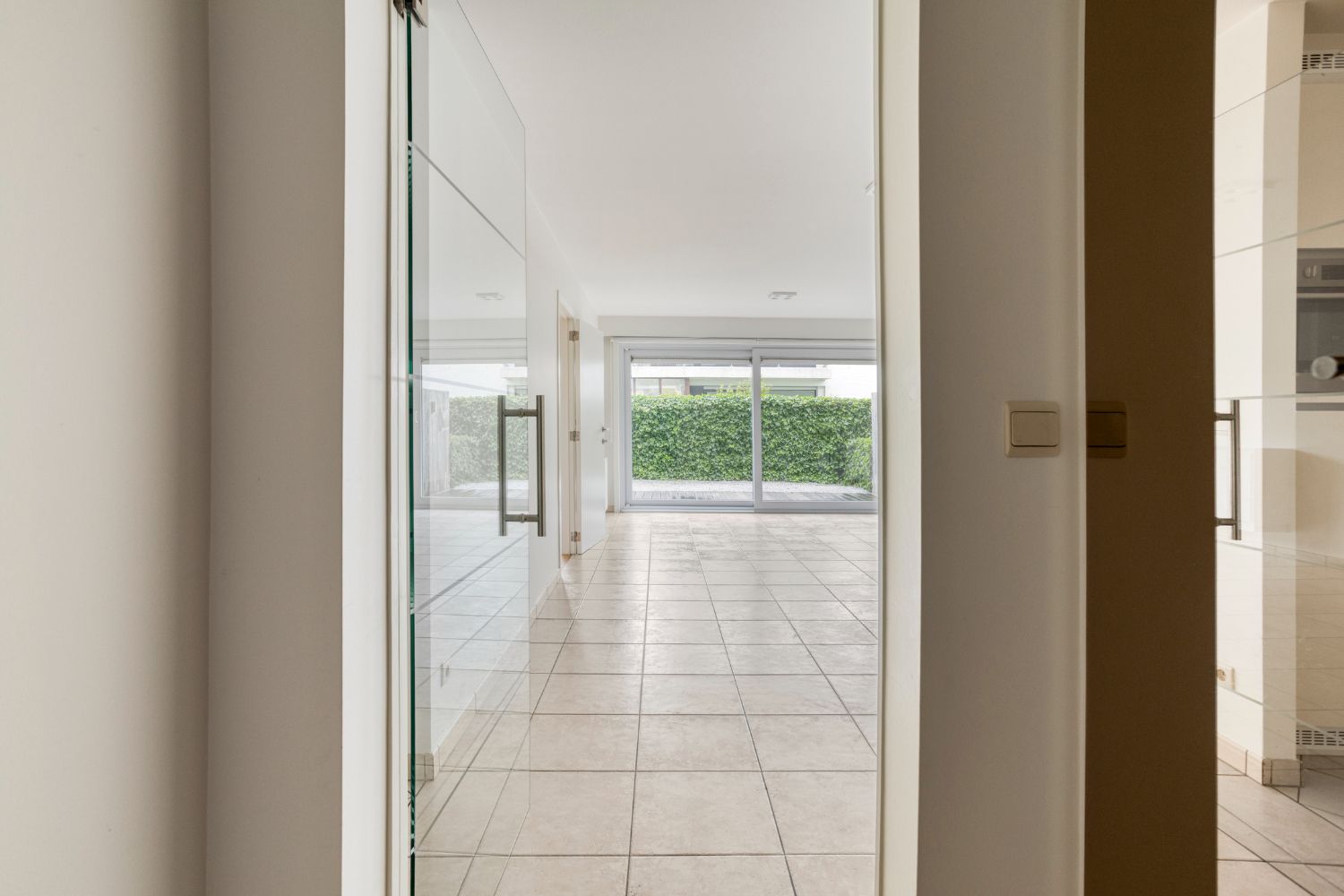 Instapklaar appartement met 1 slaapkamer aan de rand van de Simliwijk foto 5
