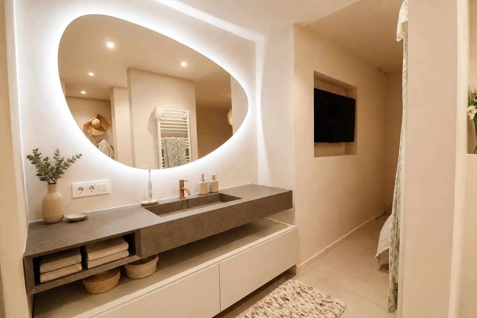 Luxueus, lichtrijk appartement (130 m²) met 3 slaapkamers en frontaal zeezicht. foto 12