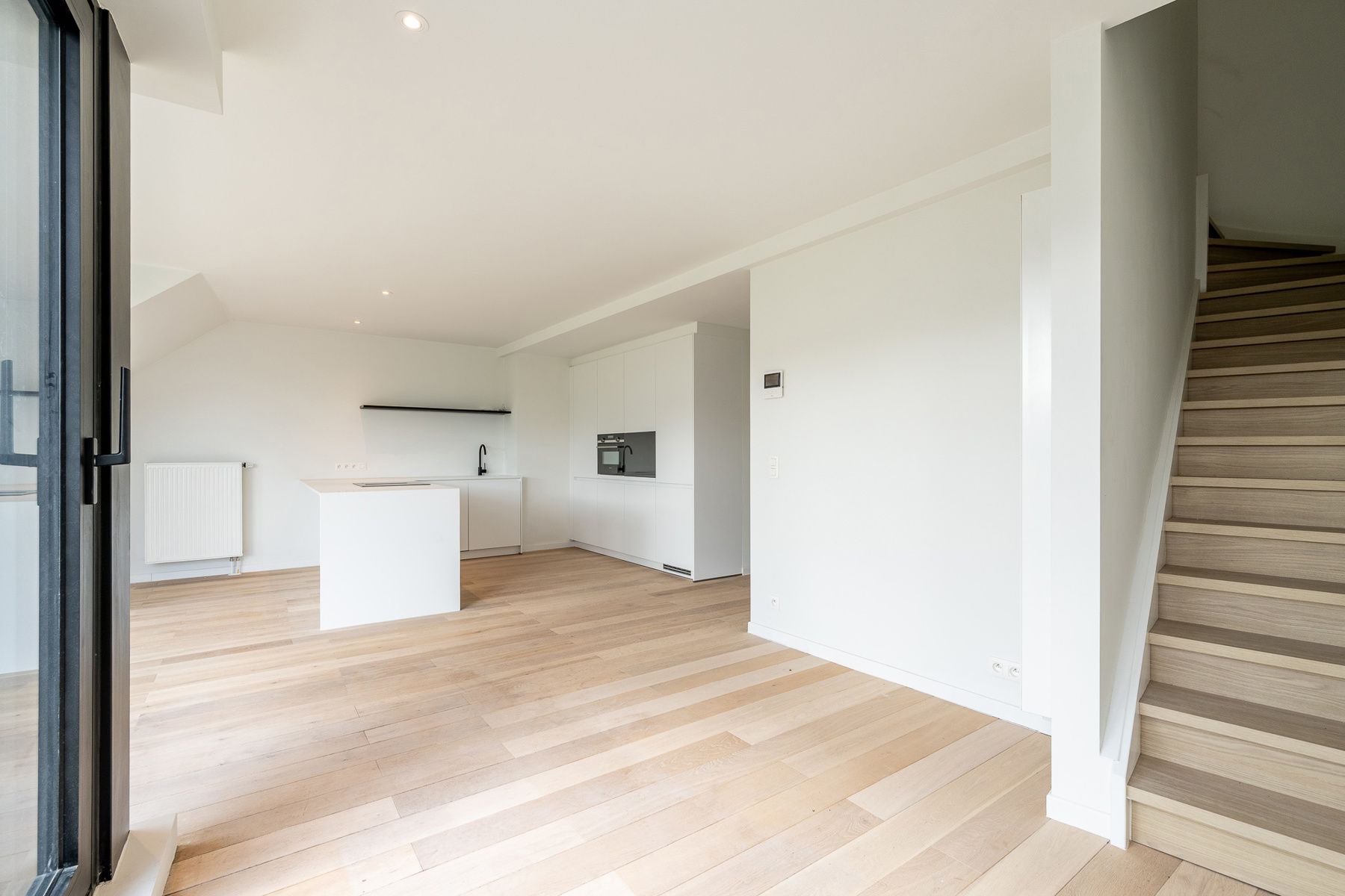 Duplex appartement in recent volledig gerenoveerd gebouw foto 3