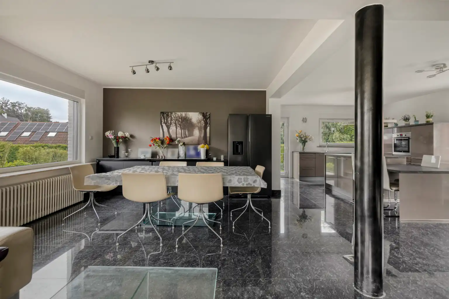 Instapklare woning, voorheen 3 slpk, extra kamers mogelijk foto 9