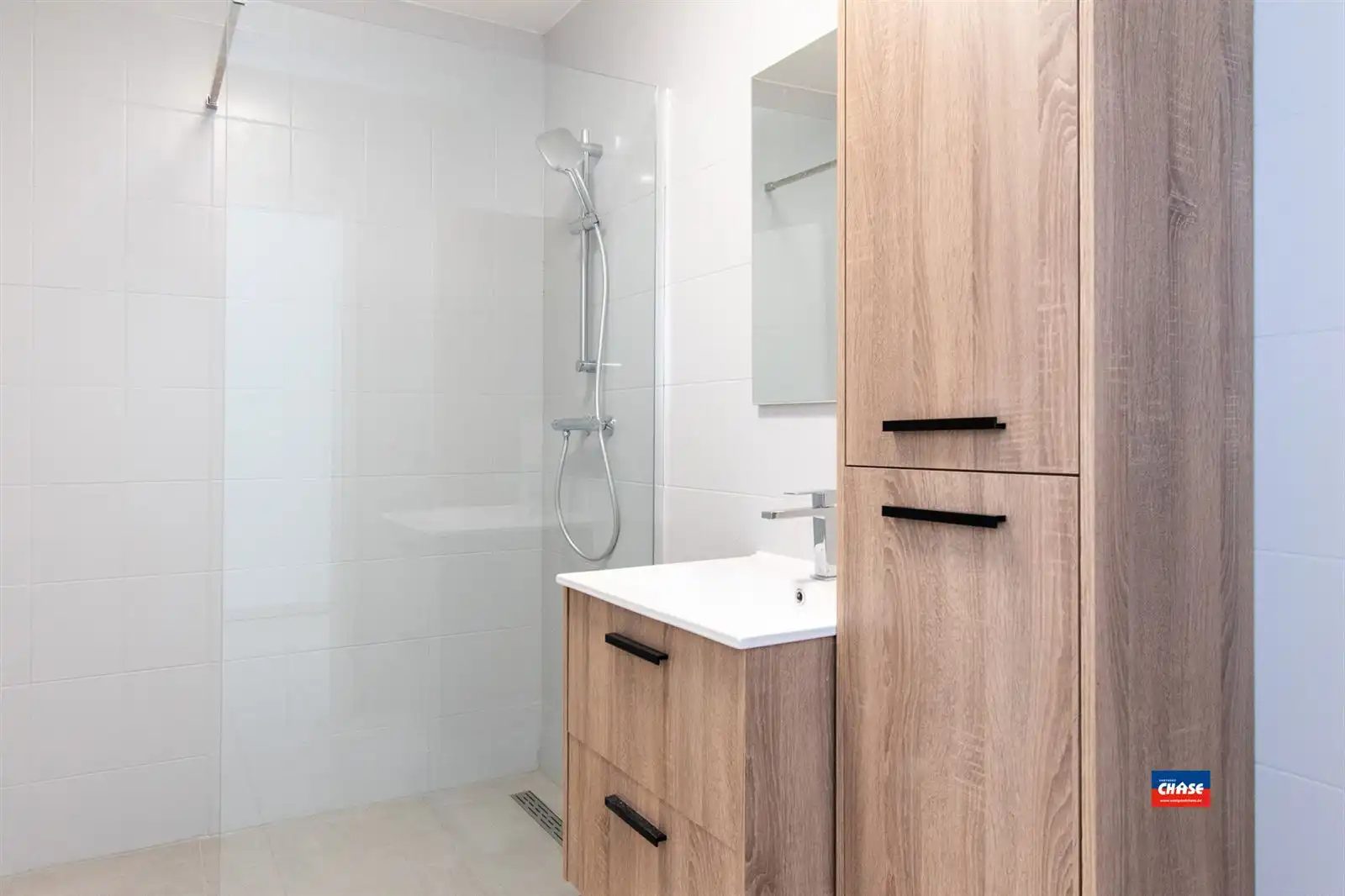 Appartement met 2 slaapkamers en groot terras foto 8