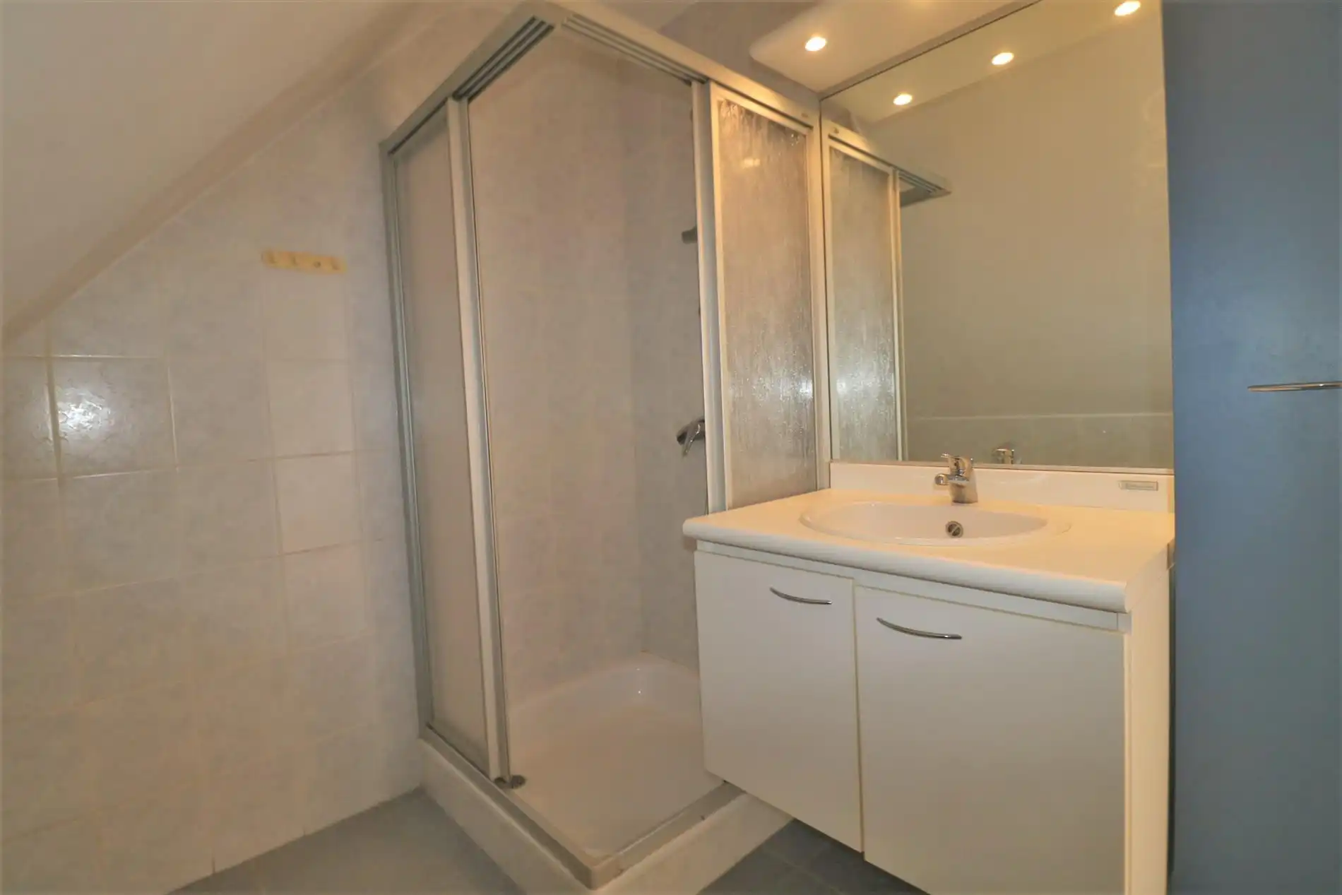 Duplexappartement met zonneteras en 2 slaapkamers in het centrum van Oostende! foto 7