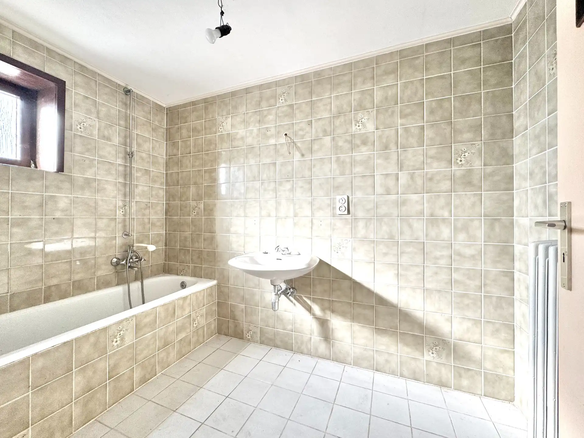 MAGAZIJN MET TWEEWOONST - 1.052 M² foto 32