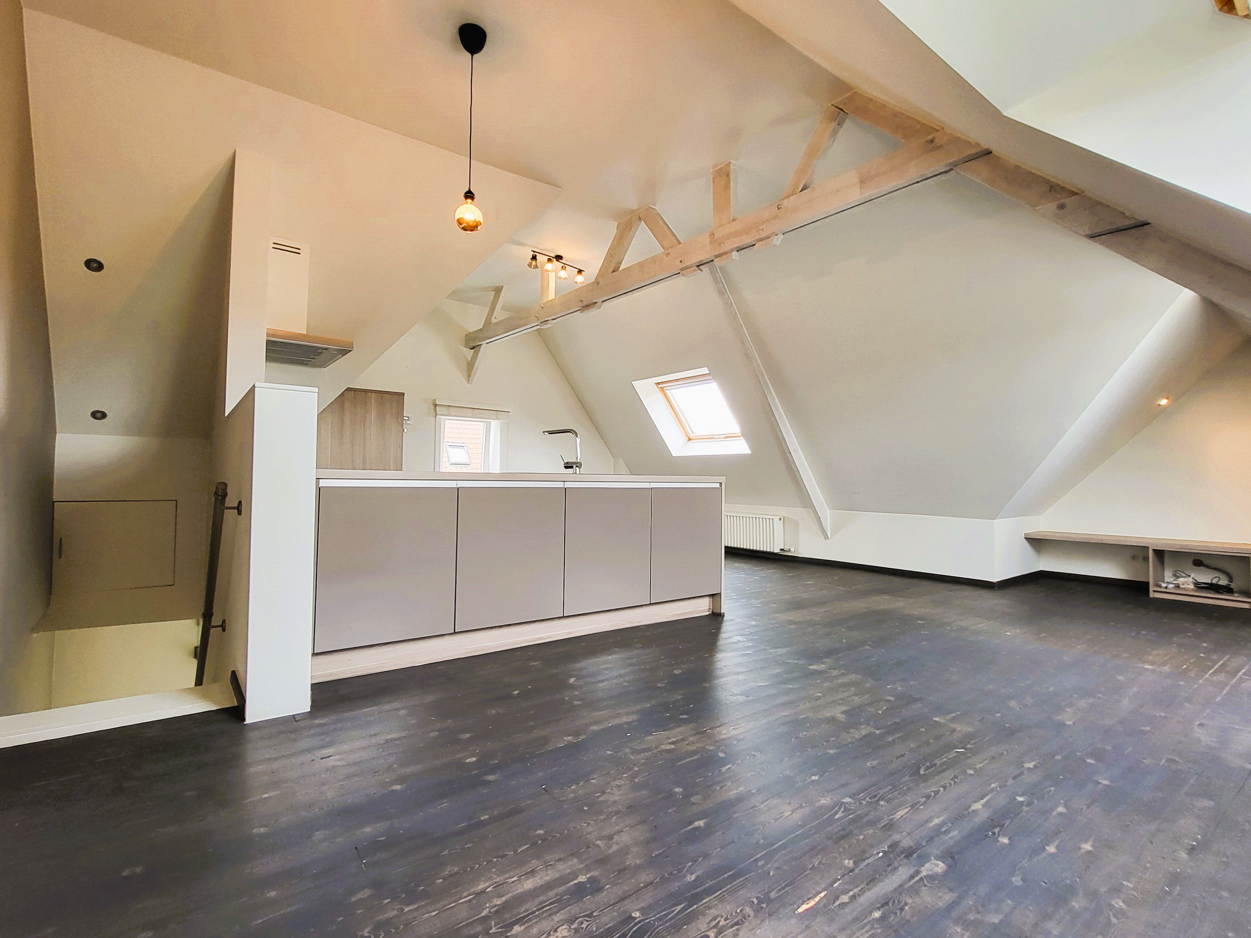 Lichtrijke penthouse van 143m² met landelijk uitzicht, gelegen op de 1ste en 2de verdieping. foto 19