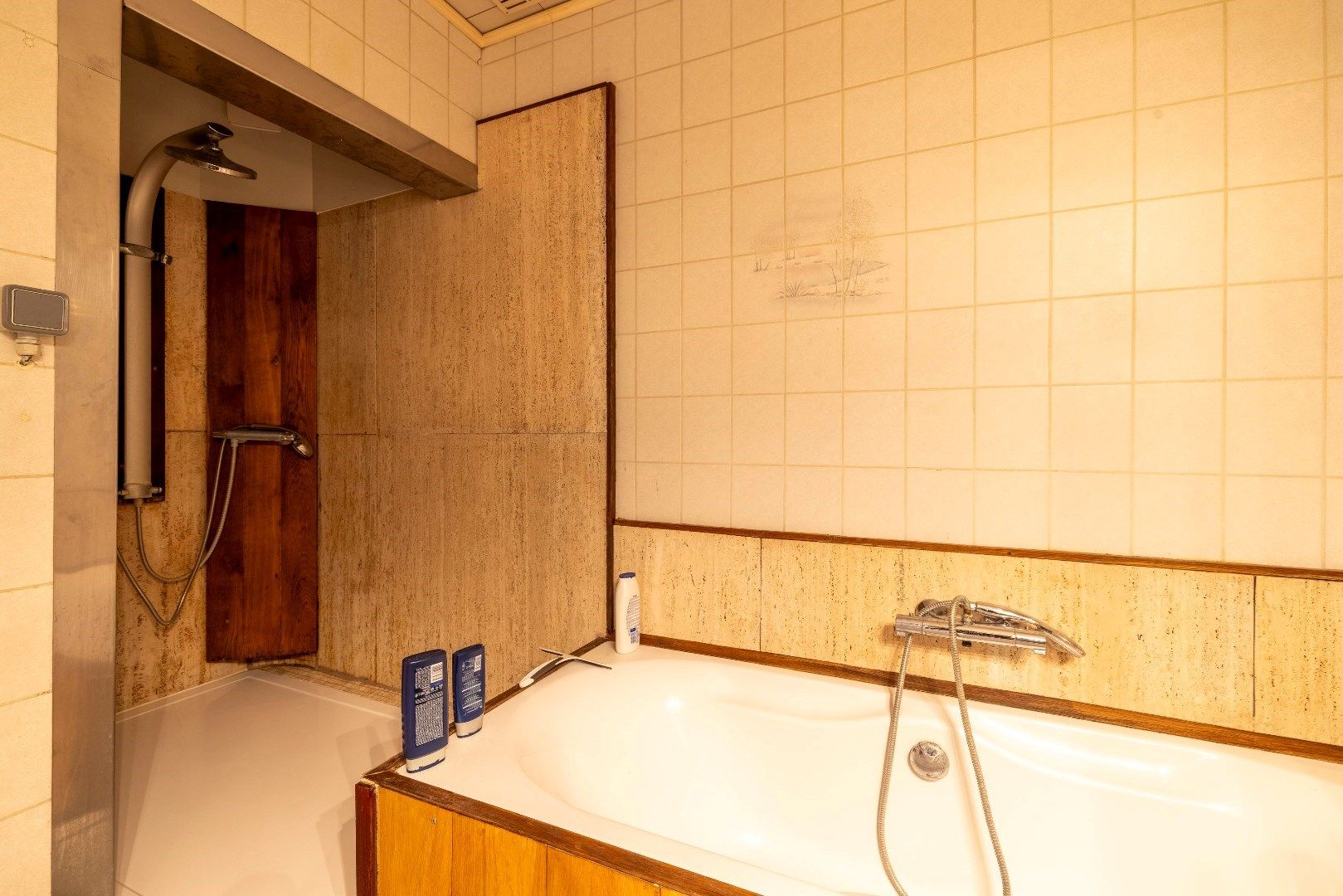 Ruime gezinswoning met 3 tot 4 slaapkamers, garage en tuin met achteruitgang foto 19