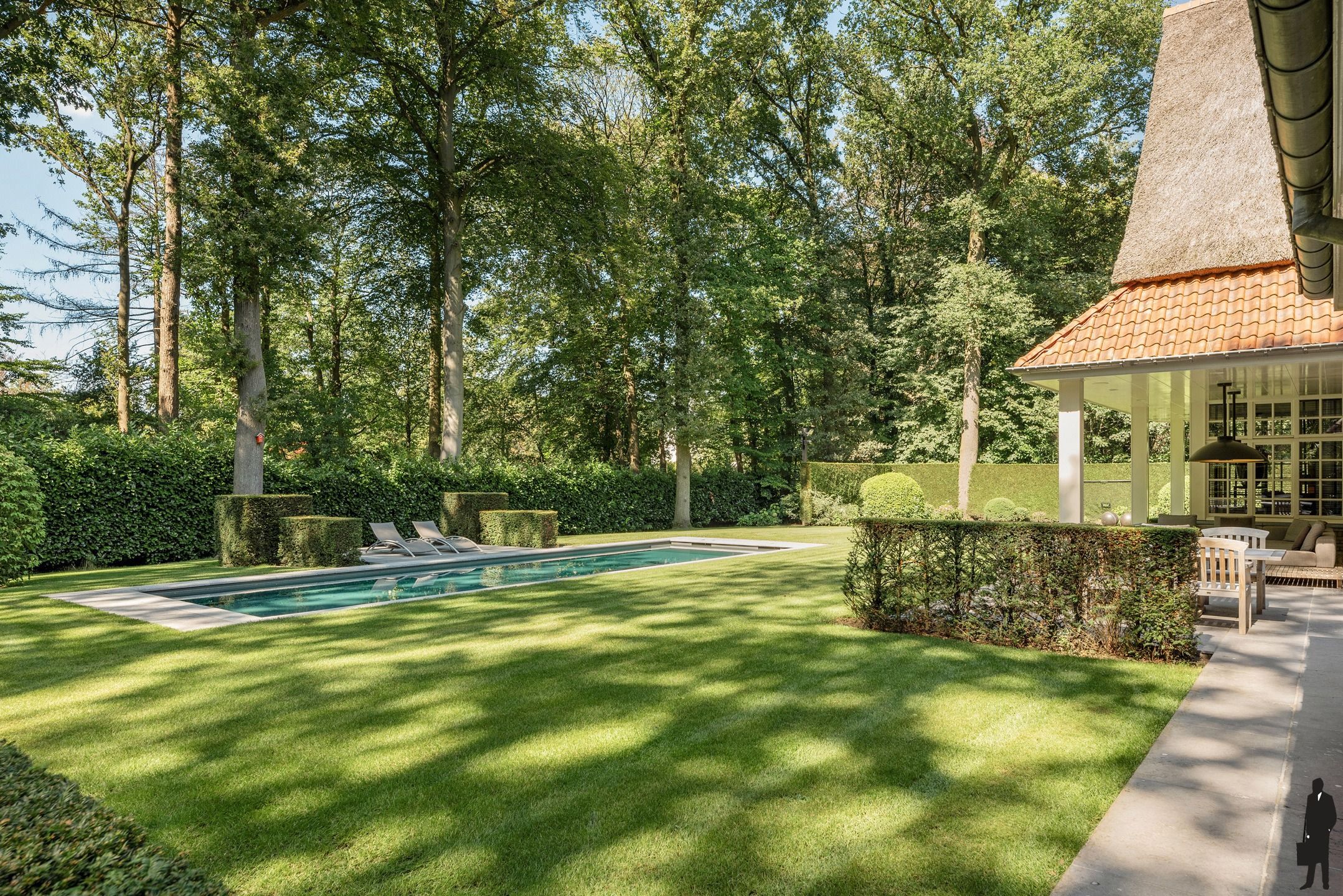 Rietgedekte en tot in de puntjes afgewerkte klassevilla foto 34