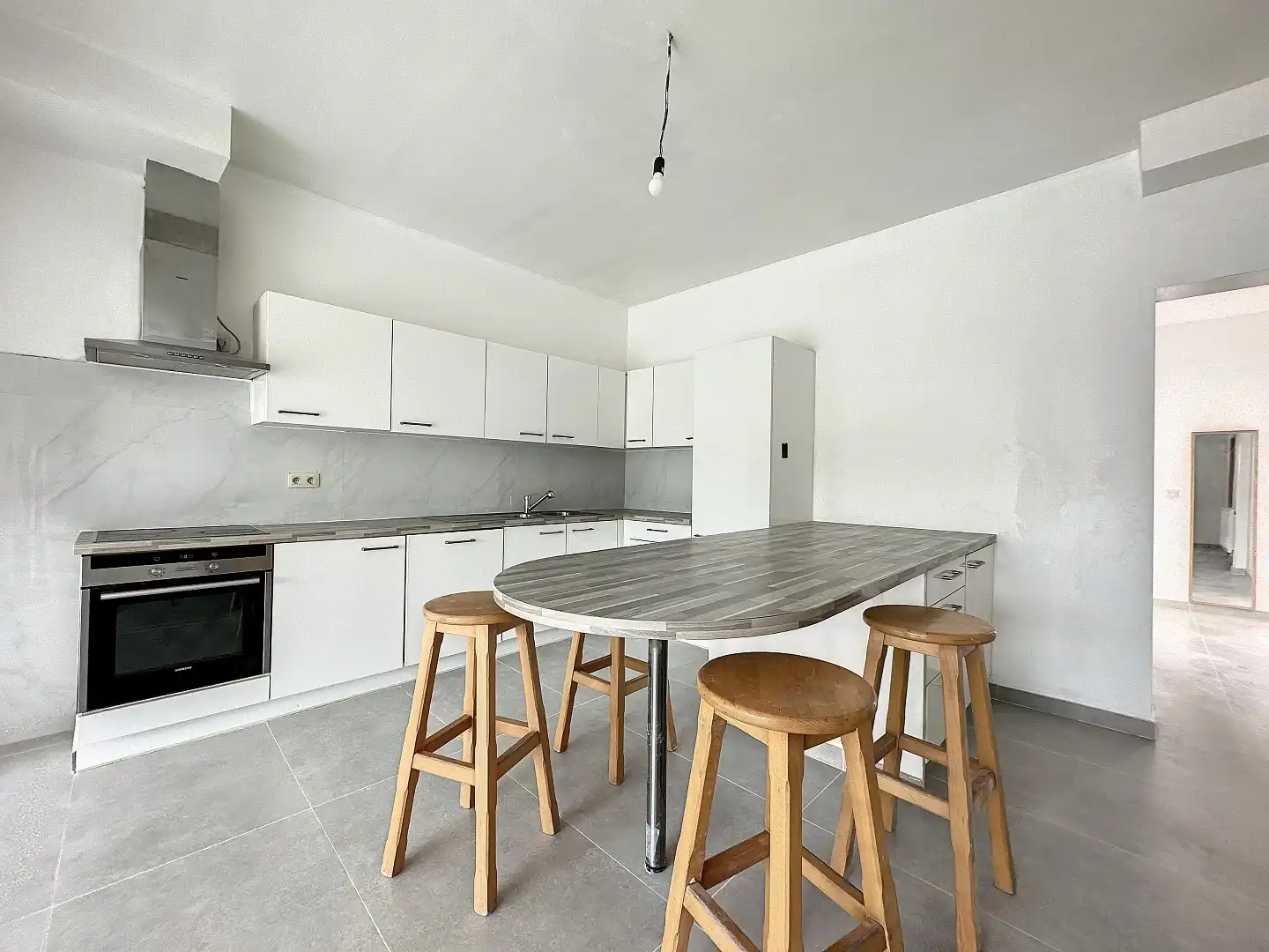 Ruim drieslaapkamer appartement te Kessel-Lo! foto 2