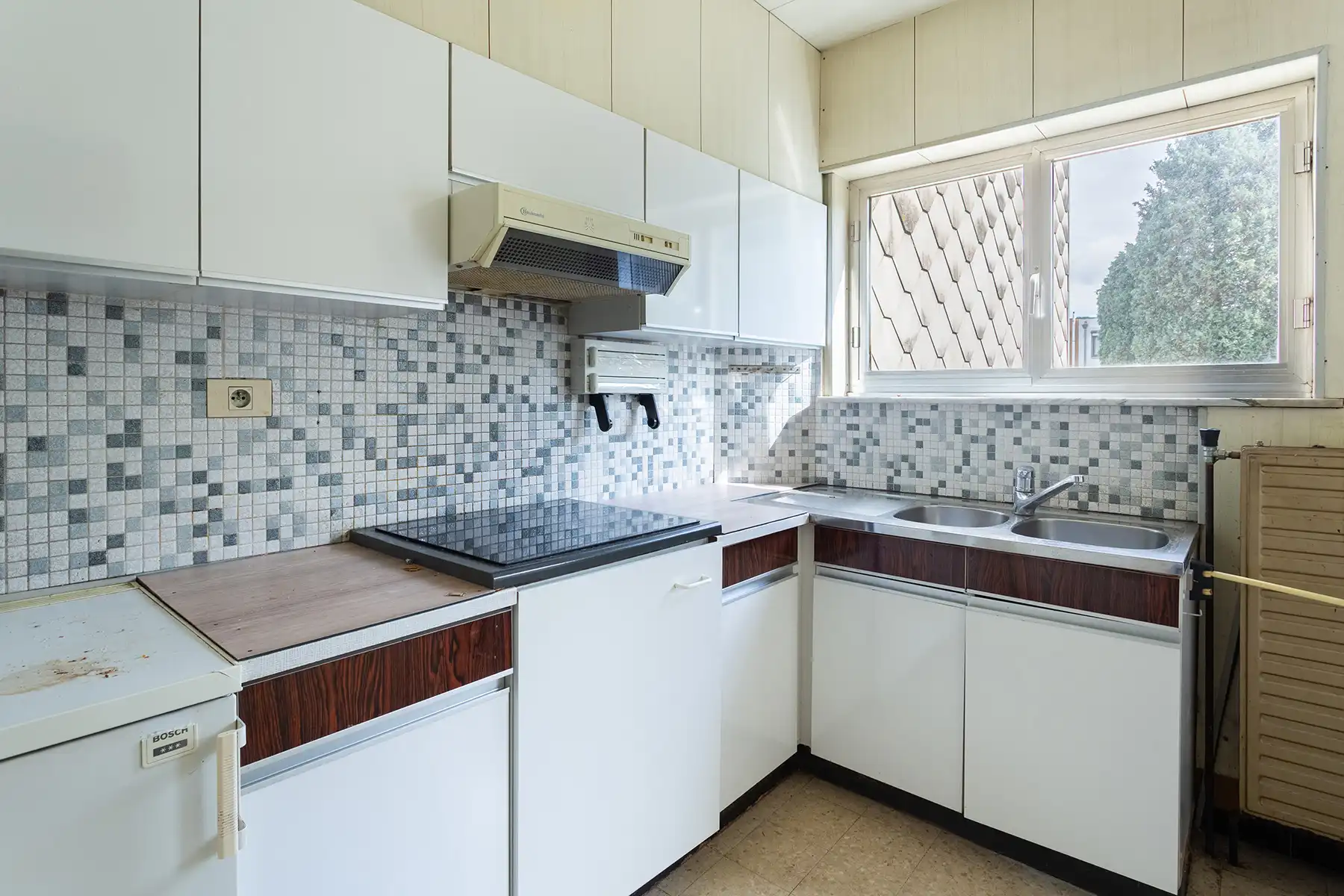Stabroek | Bel-Etage woning met veel potentieel. foto 5