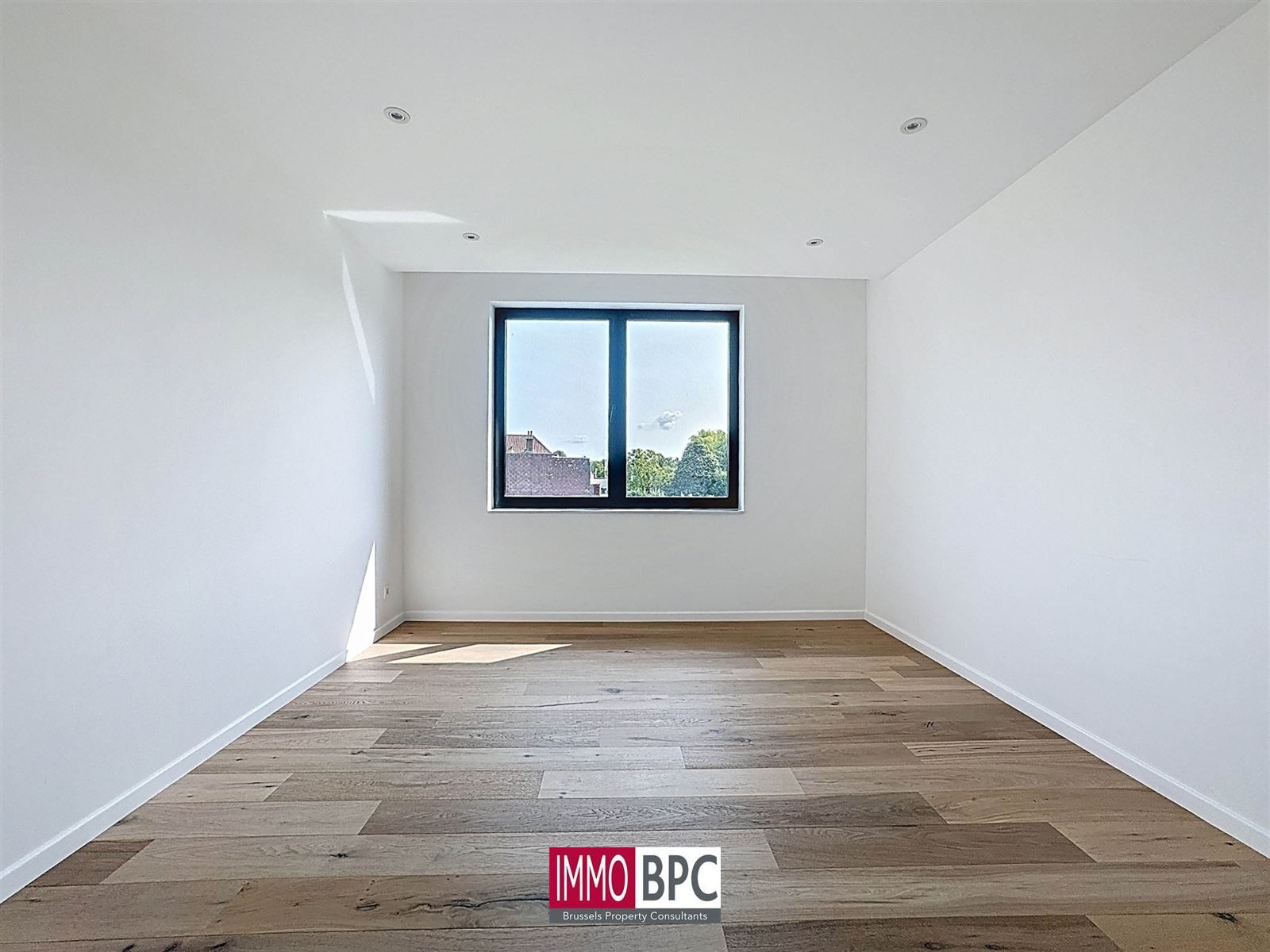 Prachtige nieuwbouwwoning in Wemmel – driegevel met zonnige tuin, hoogwaardige afwerking en extra’s! foto 24