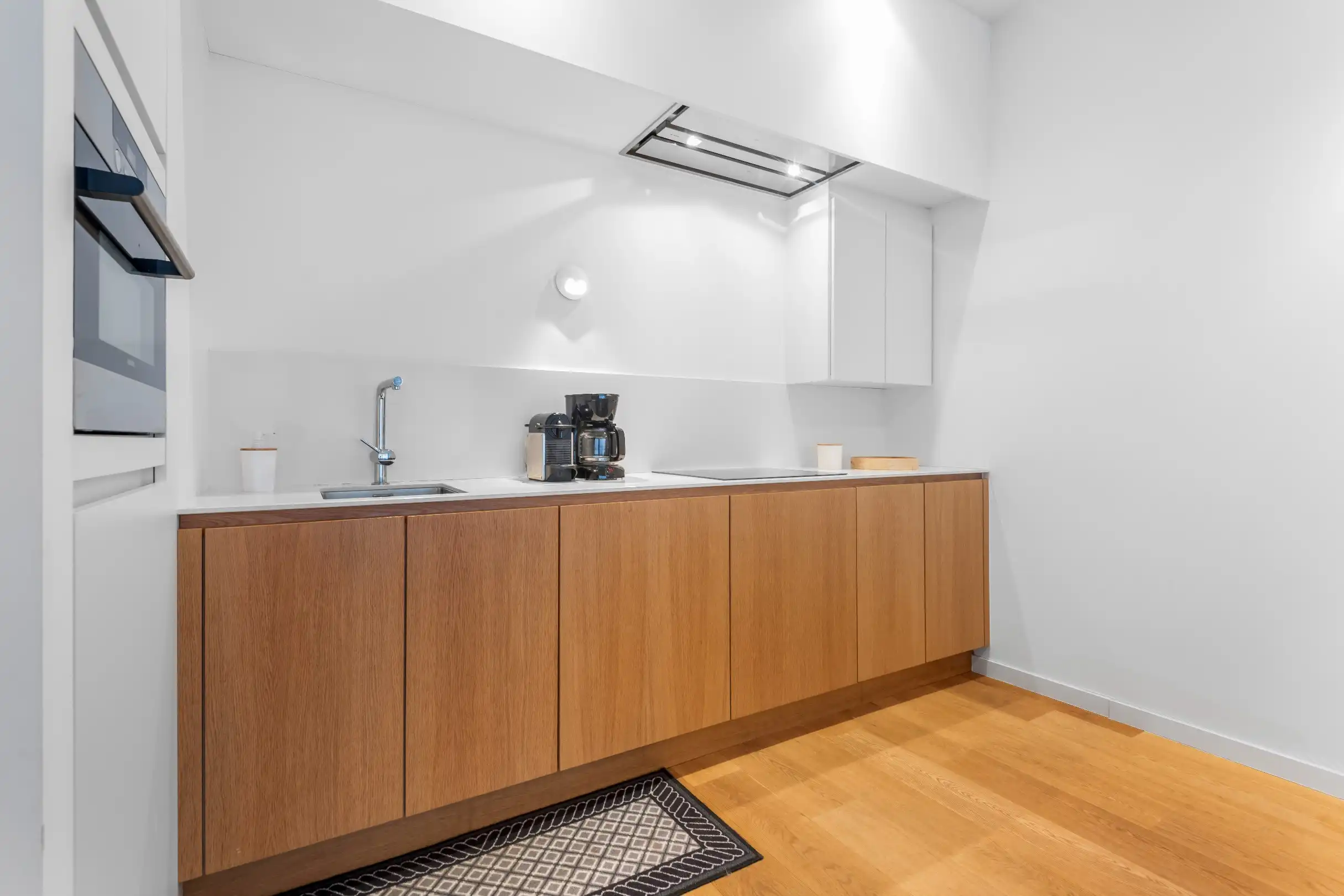 Recent appartement met hoge plafonds gelegen in het centrum van Knokke.  foto 8