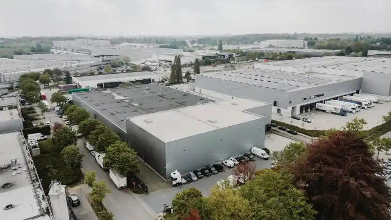 Logistieke site te huur foto 2