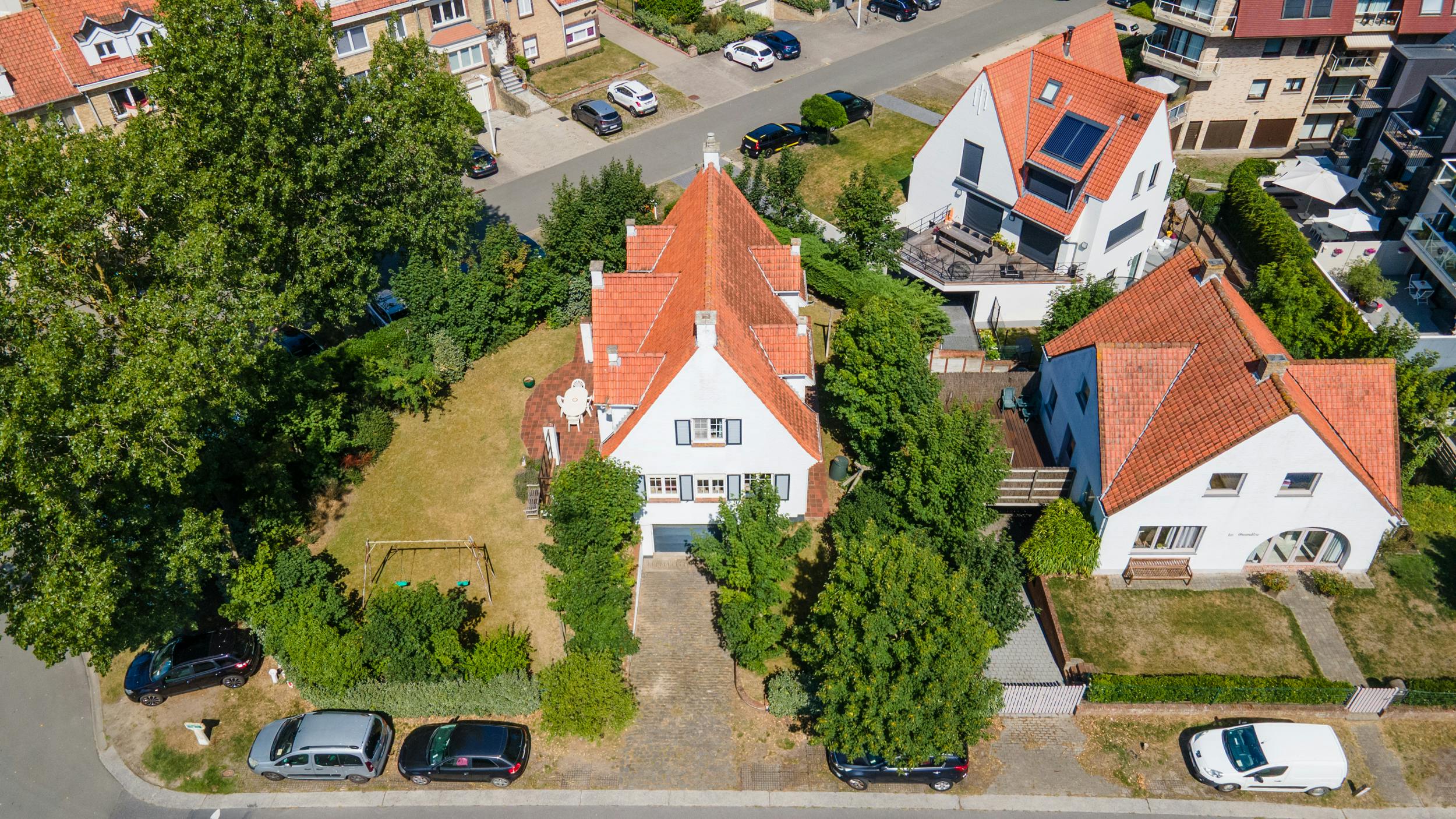 Hoofdfoto van de publicatie: Prachtige villa met 4 slaapkamers in de Simli te Nieuwpoort.