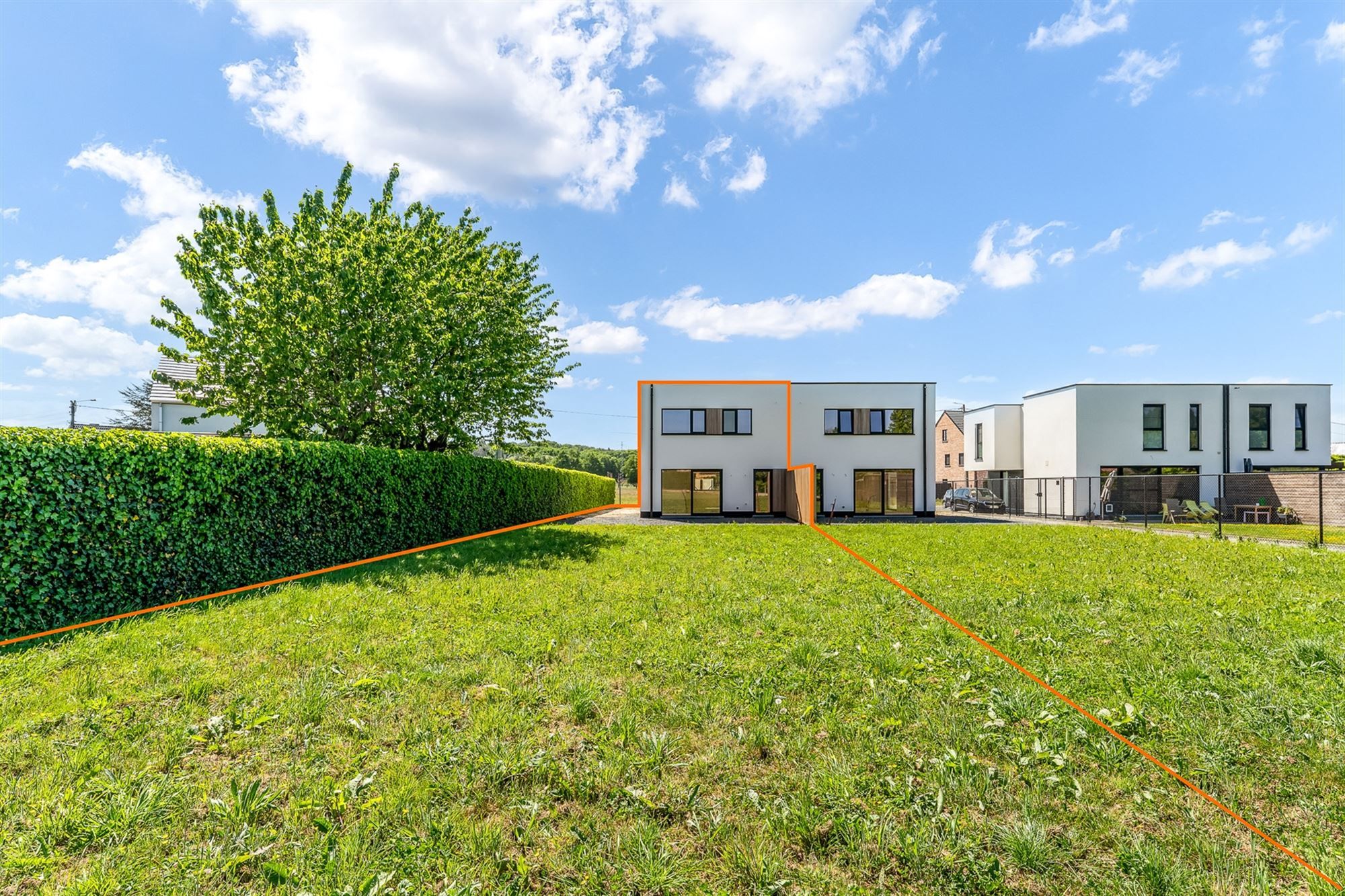 KWALITATIEF EN ENERGIENEUTRALE WONING OP RUSTIG GELEGEN PERCEEL TE PAAL foto 3