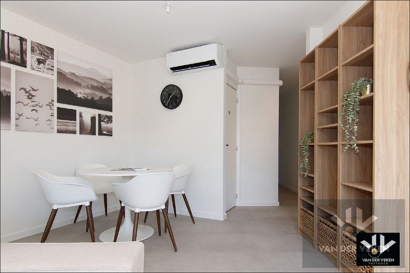 INSTAPKLAAR 1-SLPK APPARTEMENT MET TOPLIGGING IN HASSELT. foto 4