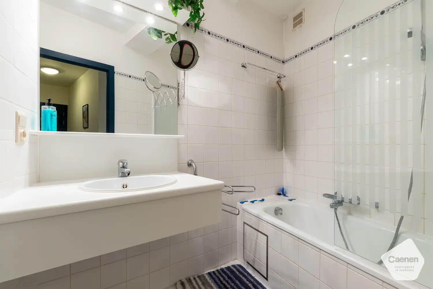 Fantastisch onderhouden appartement met 2 slaapkamers foto 7