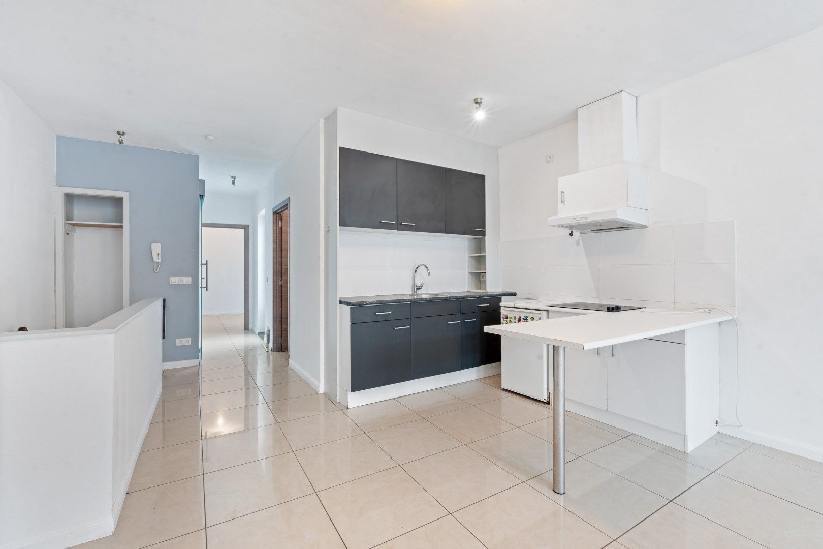 Instapklaar appartement met 2 ruime slaapkamers foto 6