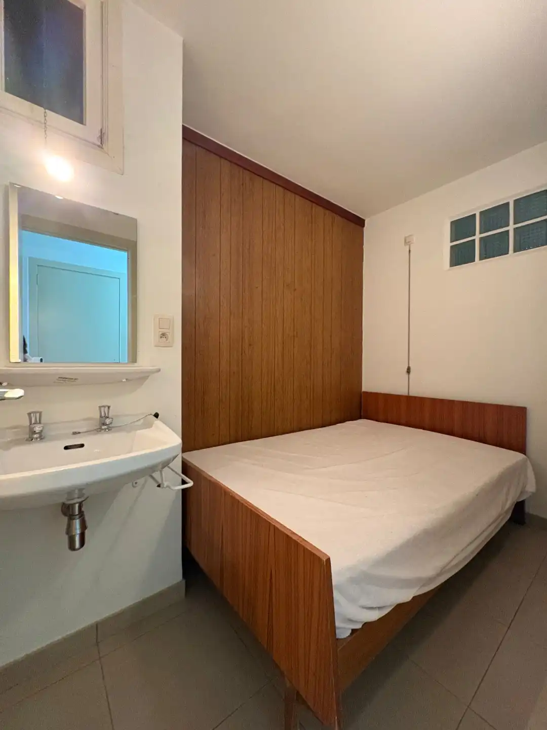 Gelijkvloers appartement te koop op de zeedijk van Koksijde foto 10