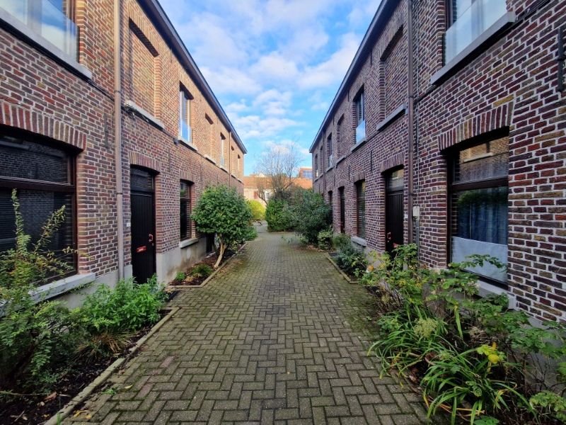 Gezellige stadswoning met zicht op groen foto 9