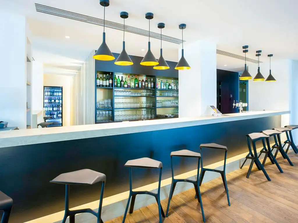 Hotelkamer als investering in ibis Kortrijk Expo foto 9