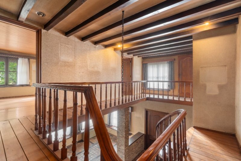 Ruime woning met 3 slaapkamers op 551m² foto 9