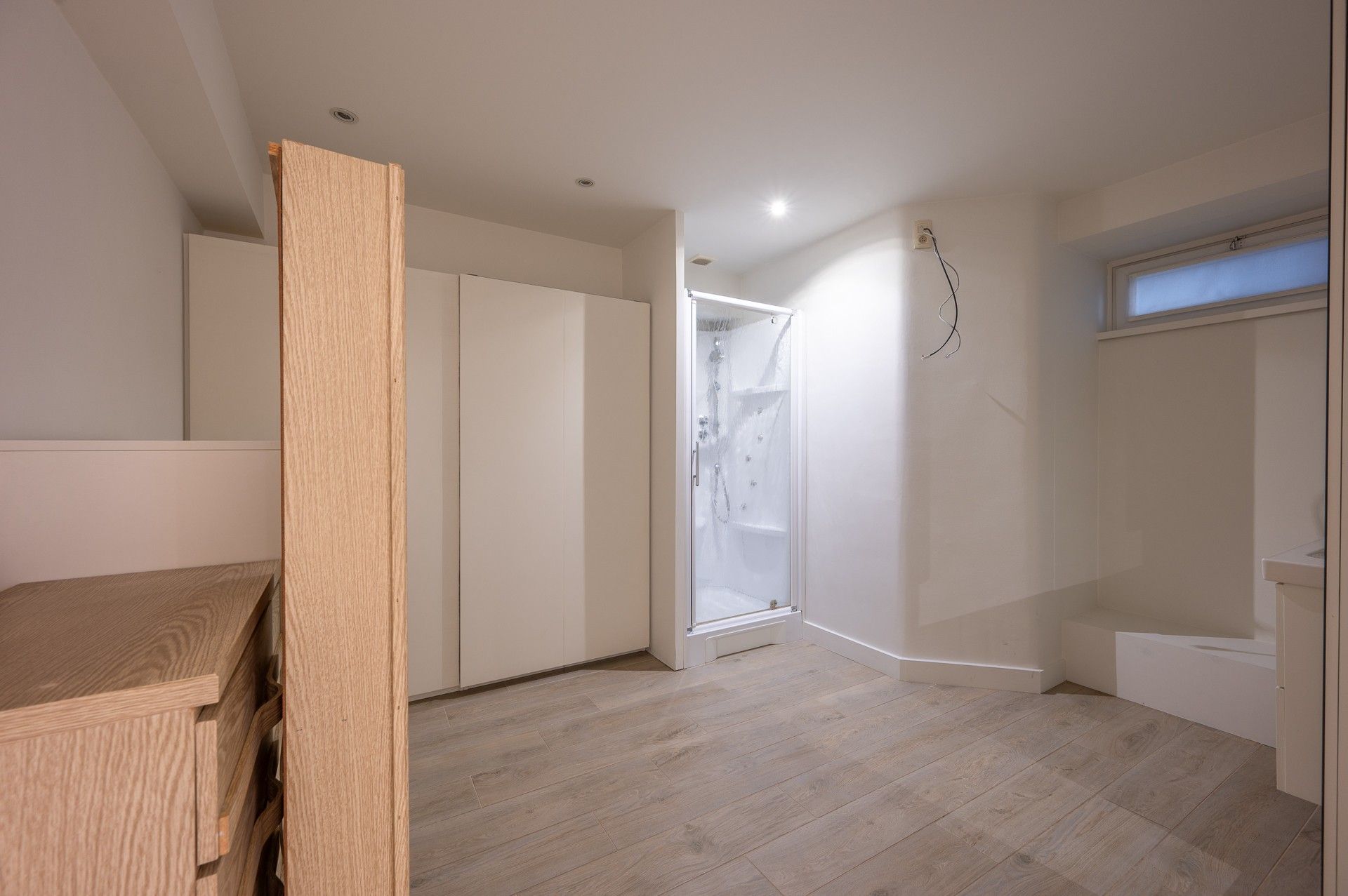 Ongemeubeld: gelijkvloers appartement in de standingvolle residentie Golf! foto 9