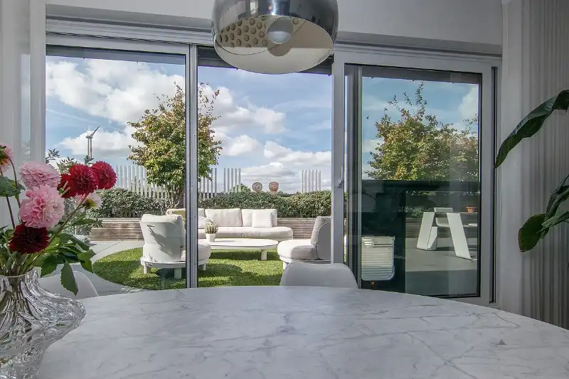 INVESTERINGSPAND: TOP GELEGEN PENTHOUSE MET UNIEK TERRAS EN LEVENSLANGE HUURDERS foto 10