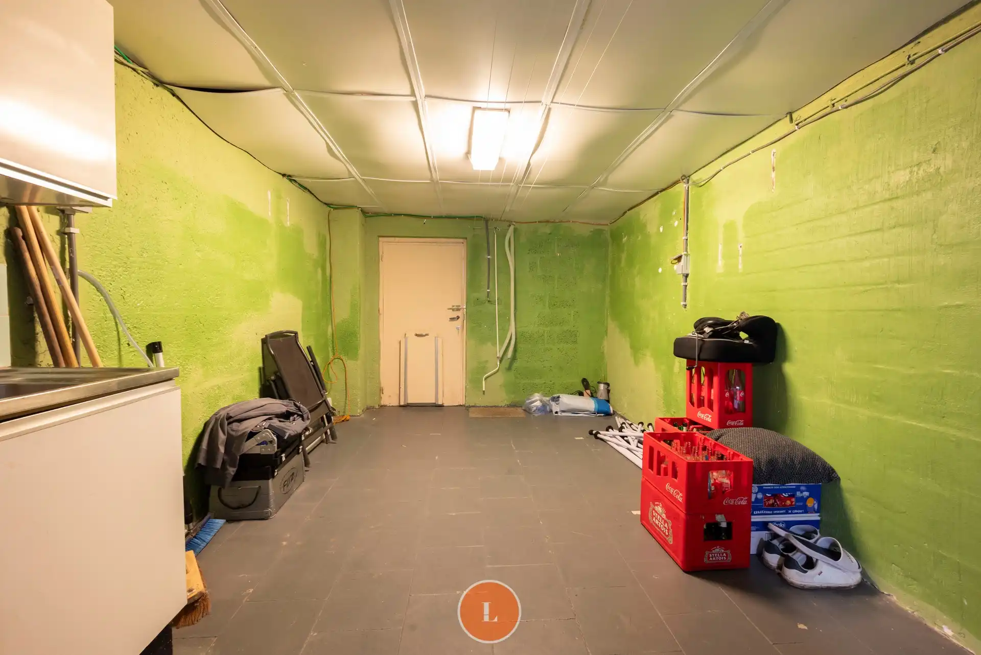 Op te frissen gezinswoning met 3 slaapkamers, tuin en garage. foto 11