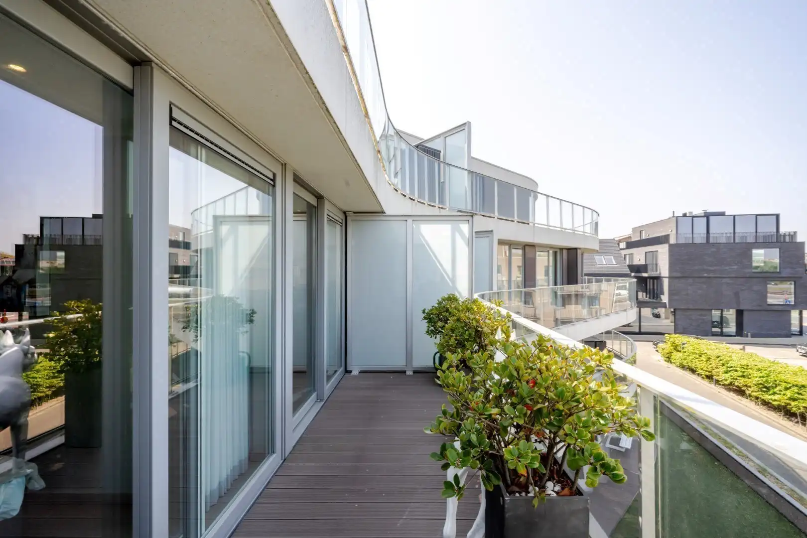 2-slaapkamerappartement met zonovergoten terrassen, hoogwaardige afwerking en topligging nabij zee foto 19