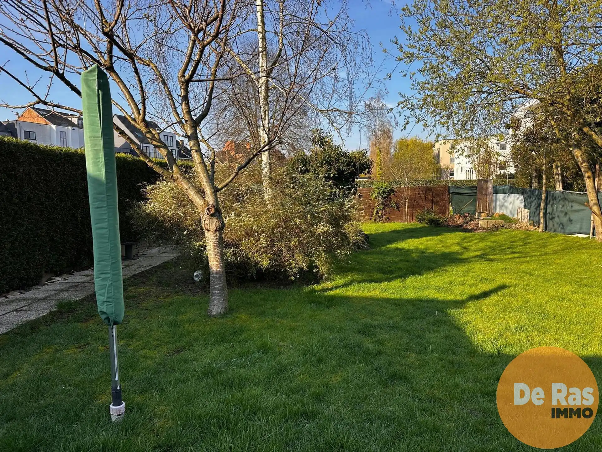 DENDERMONDE - Handelsruimte met ruime tuin en appartement foto 21