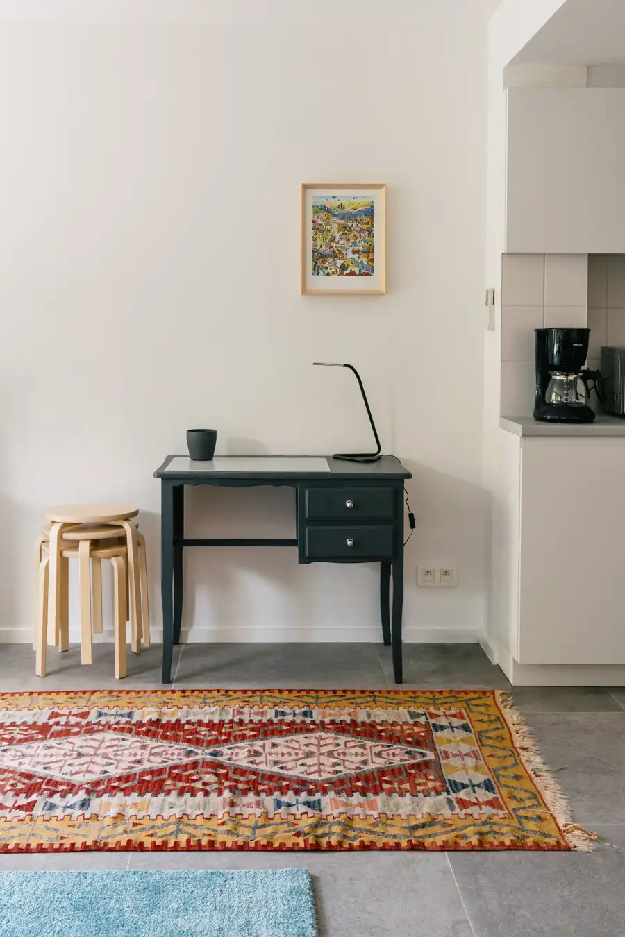 Gemeubelde studio met groene tuin op het Zuid foto 3