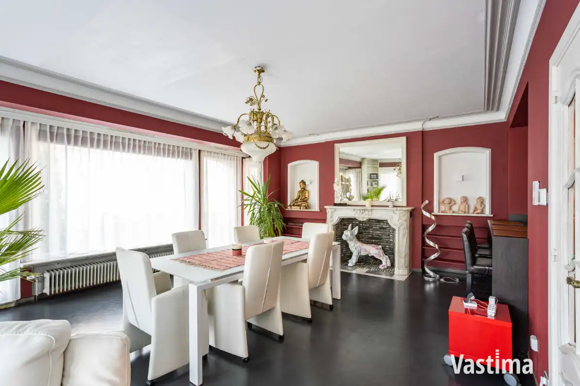 Instapklare dokterswoning met garage en 5 slaapkamers foto 10